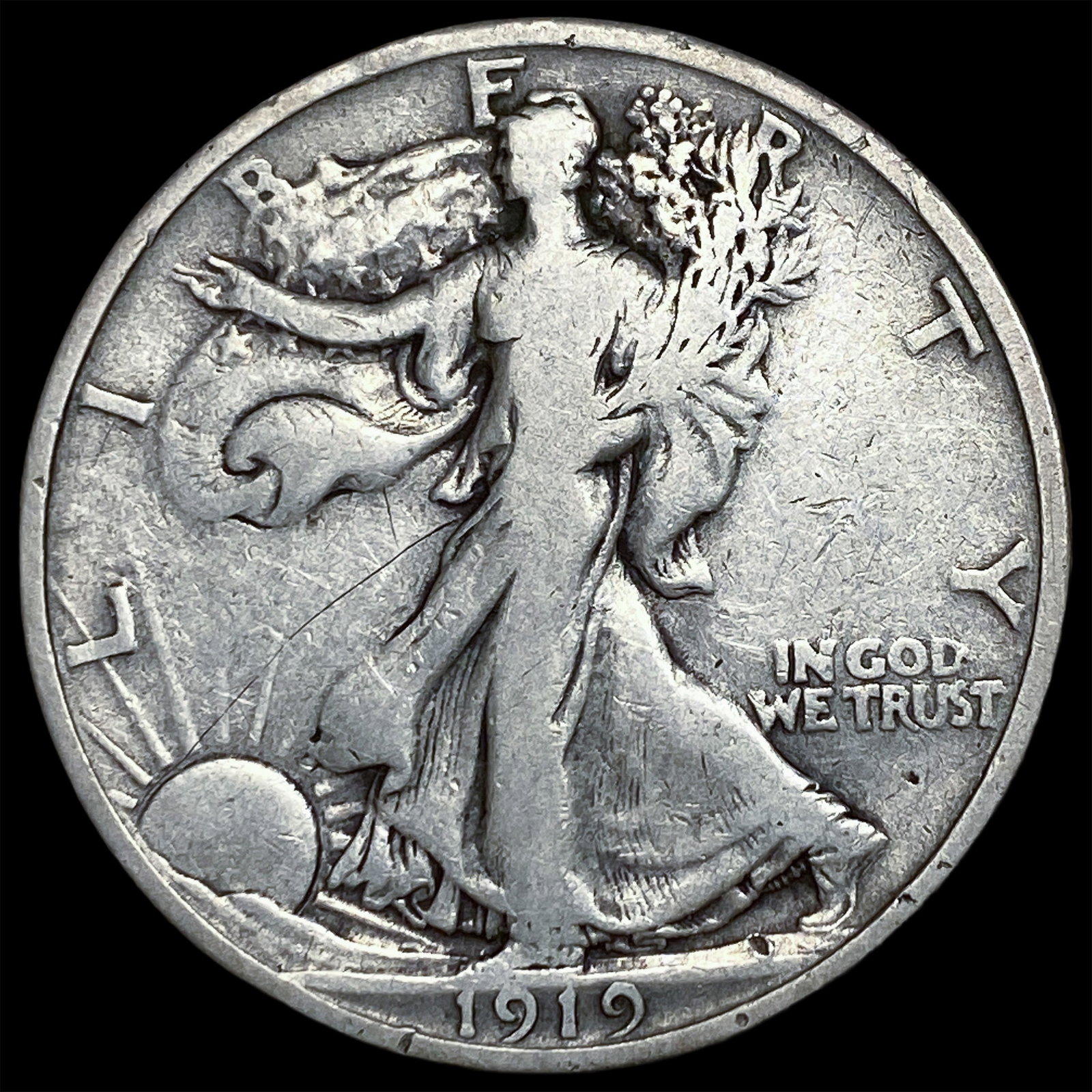 1919 Walking Liberty Half Dollar LIGHTLY CIRCULATED (1 of 2)