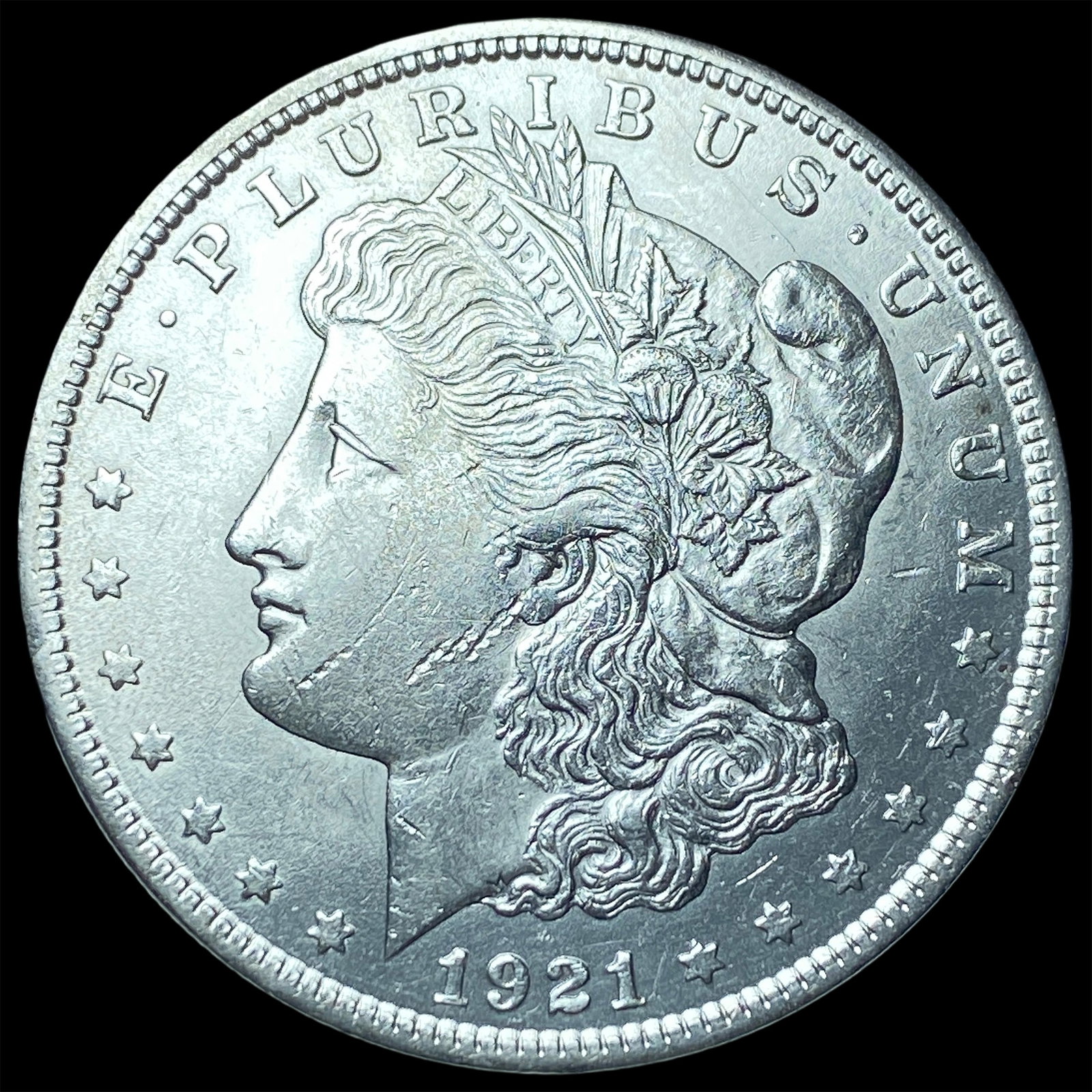 1921 Silver Morgan Dollar UNCIRCULATED (1 of 2)