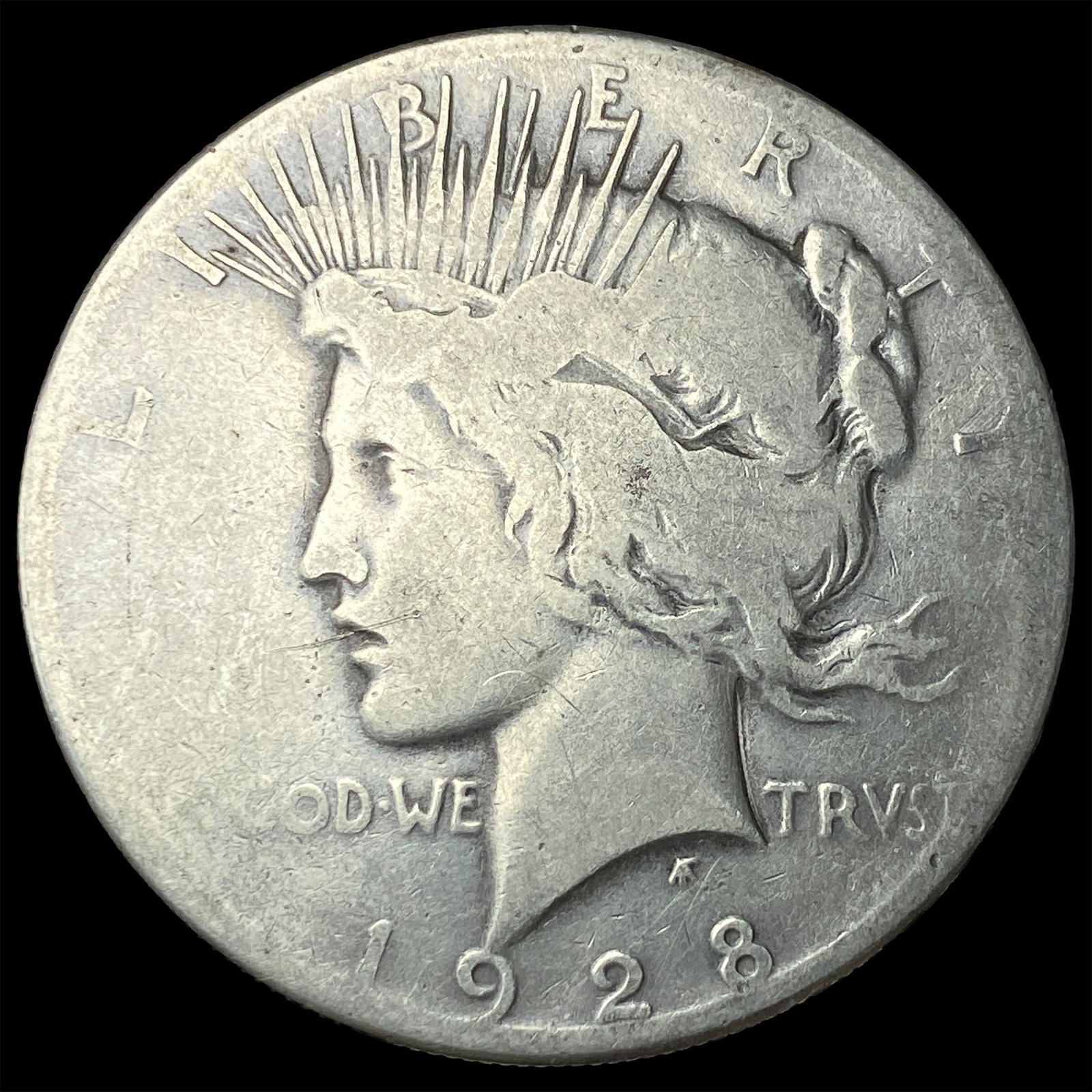 1928 Peace Silver Dollar LIGHTLY CIRCULATED: 1928 Peace Silver Dollar LIGHTLY CIRCULATED