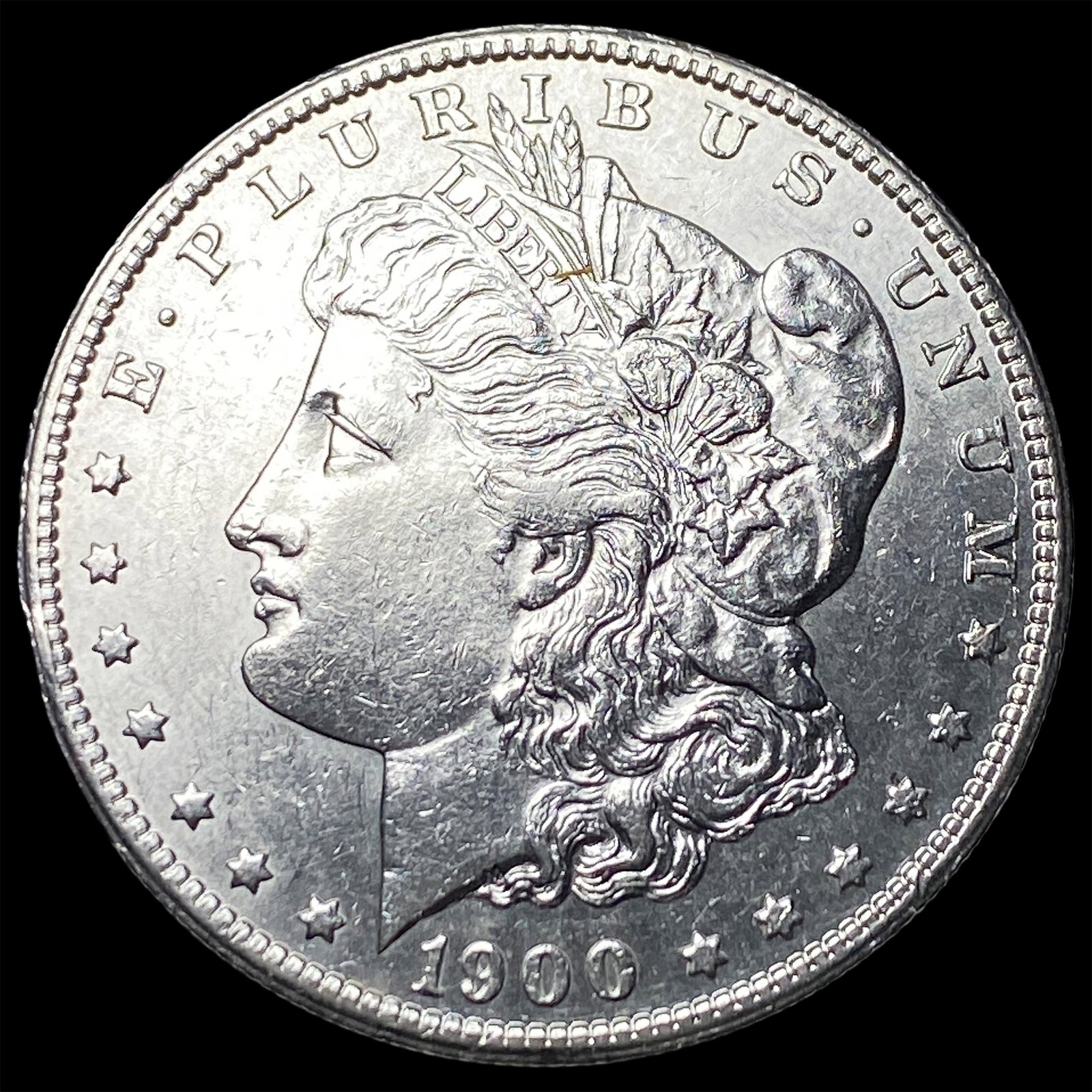 1900-S Silver Morgan Dollar CLOSELY UNCIRCULATED: 1900-S Silver Morgan Dollar CLOSELY UNCIRCULATED