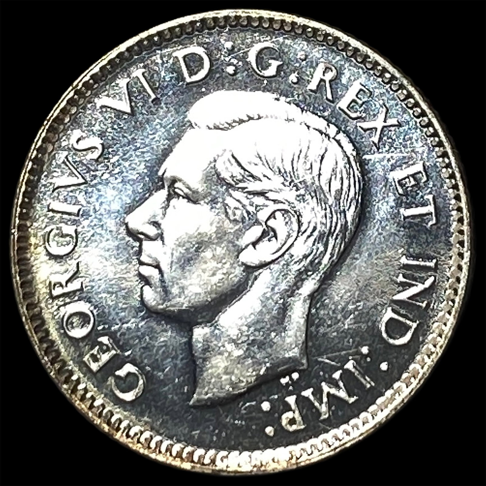 1947 Canada Silver 10 Cents (1 of 2)