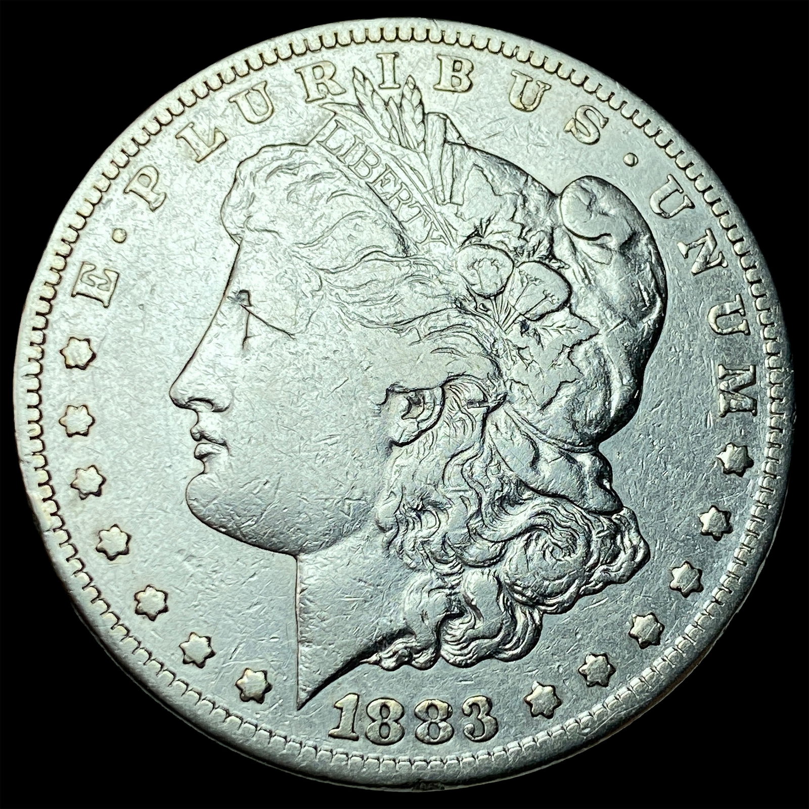 1883 Morgan Silver Dollar NEARLY UNCIRCULATED: 1883 Morgan Silver Dollar NEARLY UNCIRCULATED
