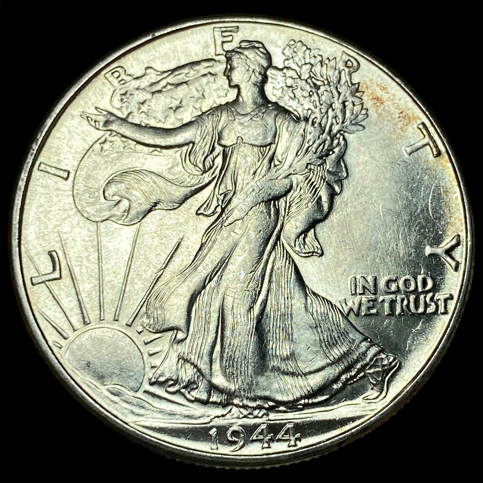 1944 Walking Liberty Half Dollar UNCIRCULATED (1 of 2)