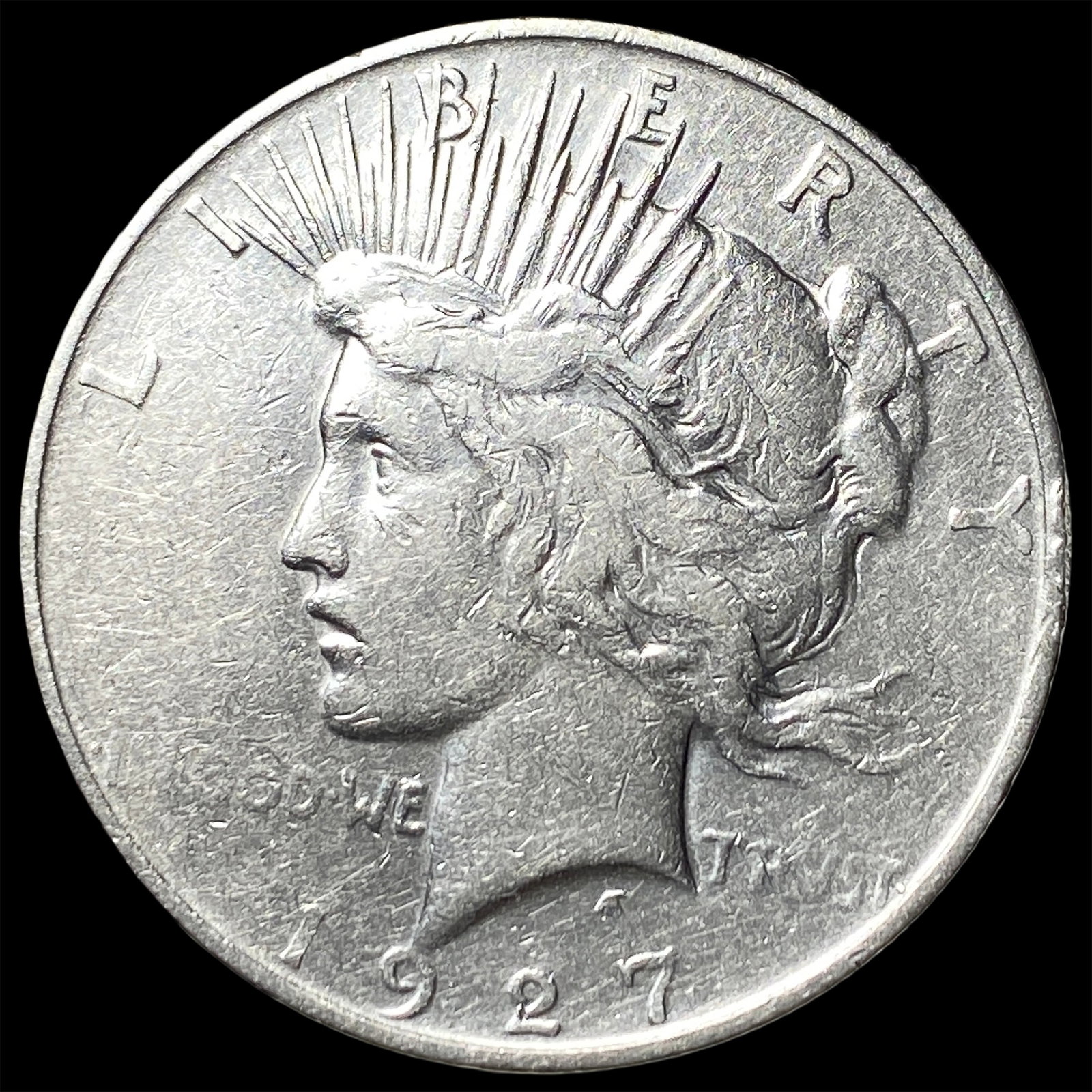 1927 Peace Silver Dollar NEARLY UNCIRCULATED (1 of 2)
