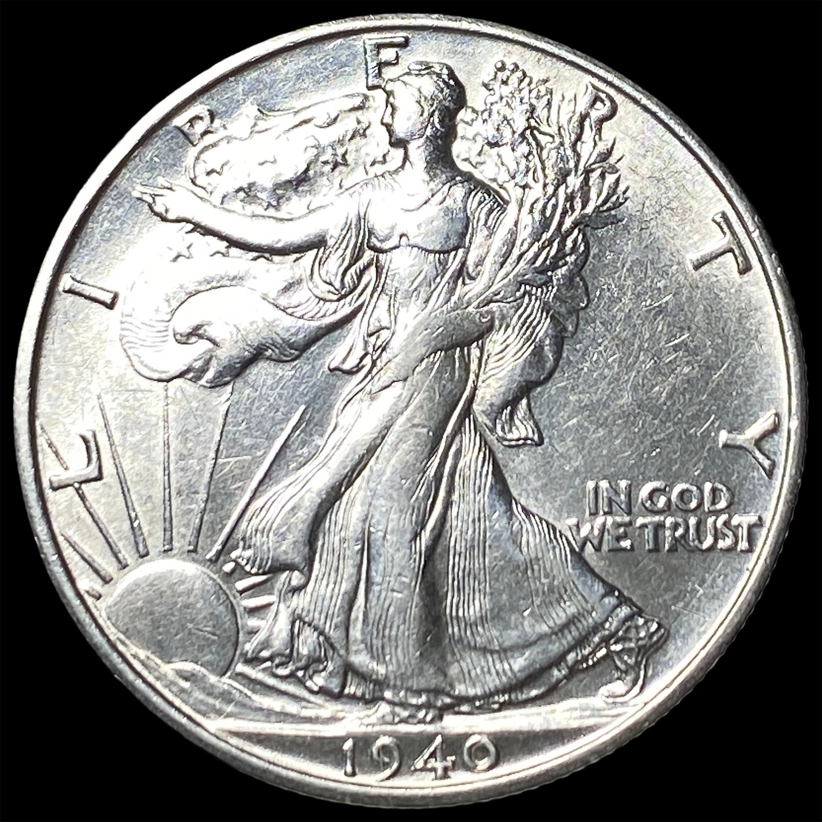 1940 Walking Liberty Half Dollar UNCIRCULATED (1 of 2)