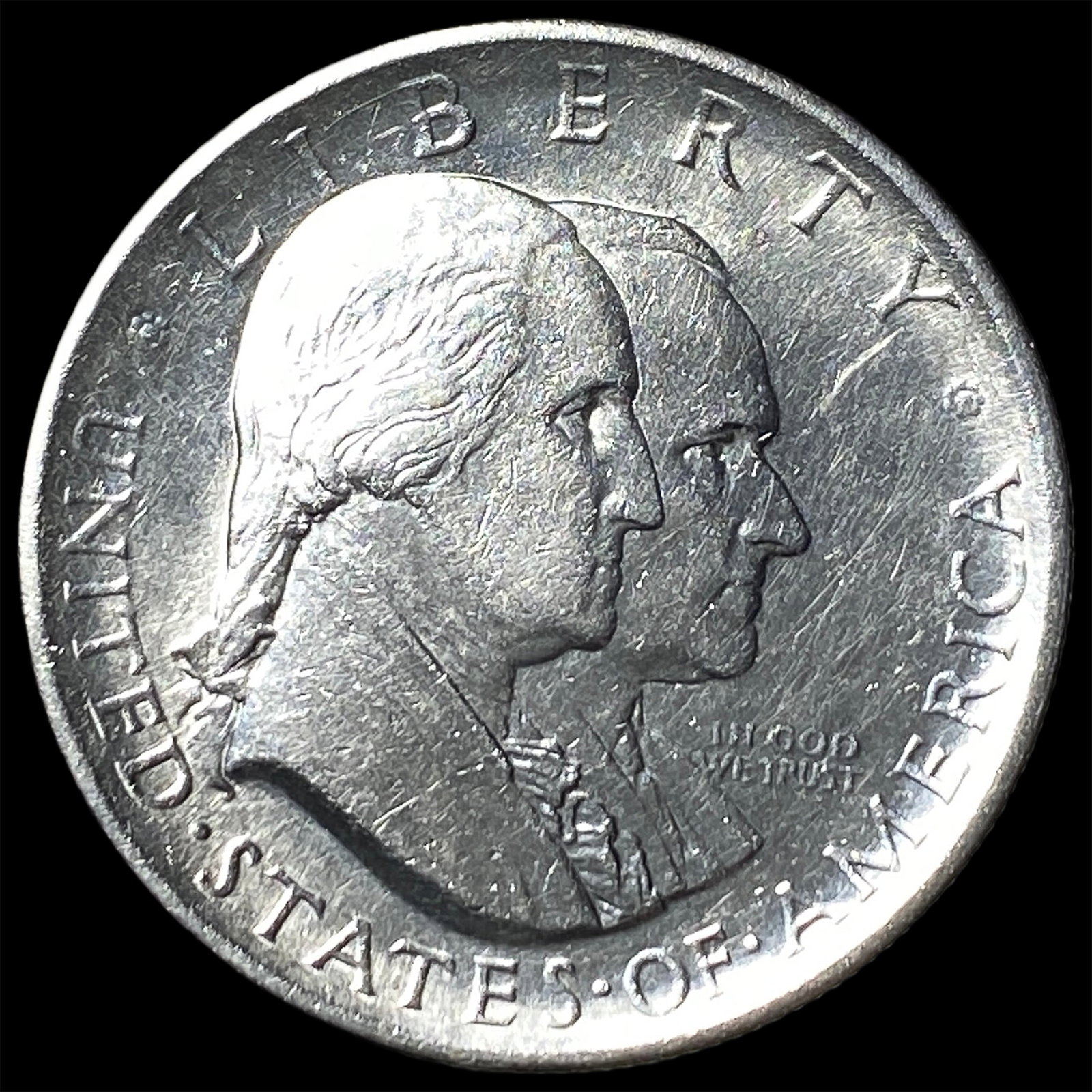 1926 Silver Sesquicentennial Half Dollar UNCIRCULATED (1 of 2)
