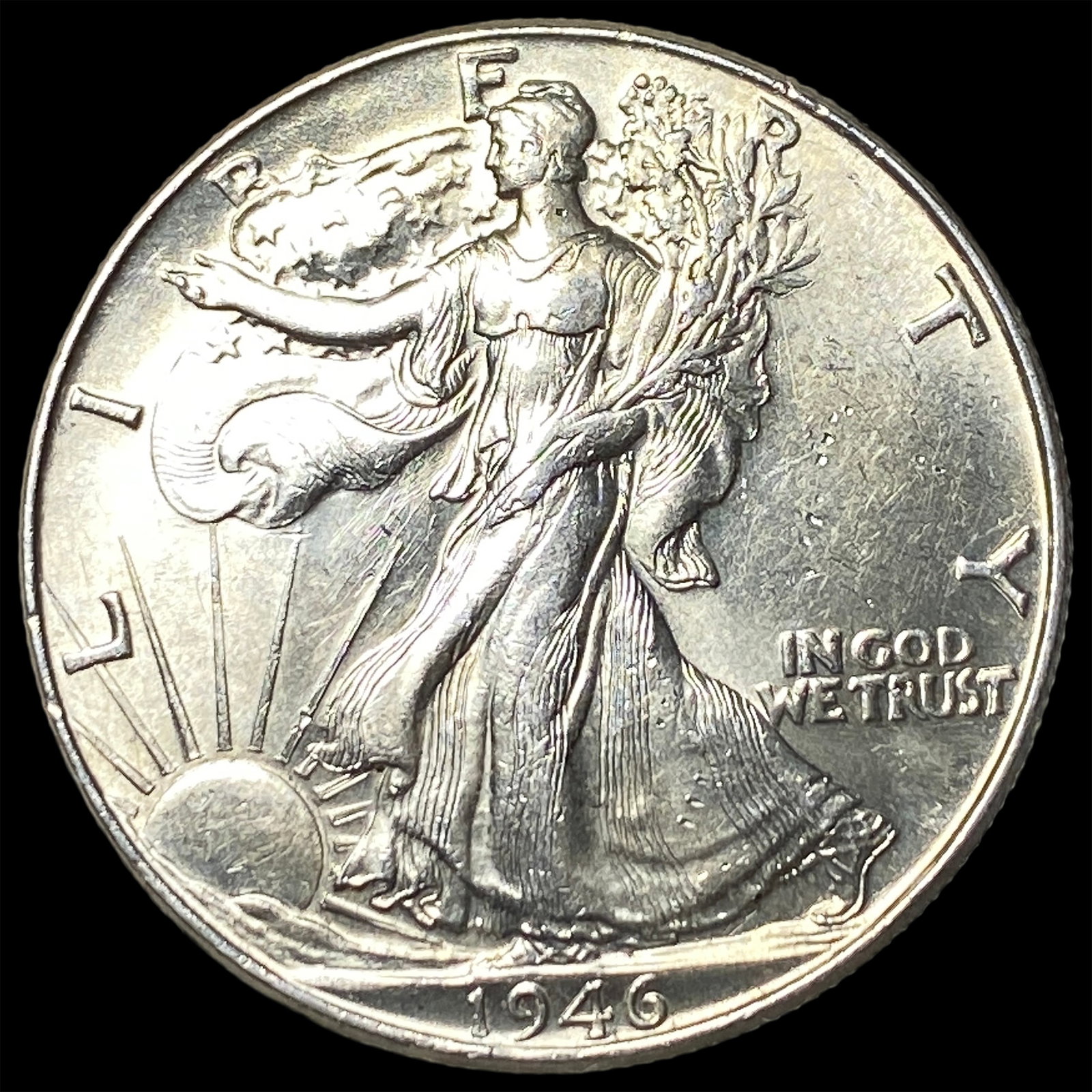 1946 Silver Walking Liberty Half Dollar UNCIRCULATED (1 of 2)