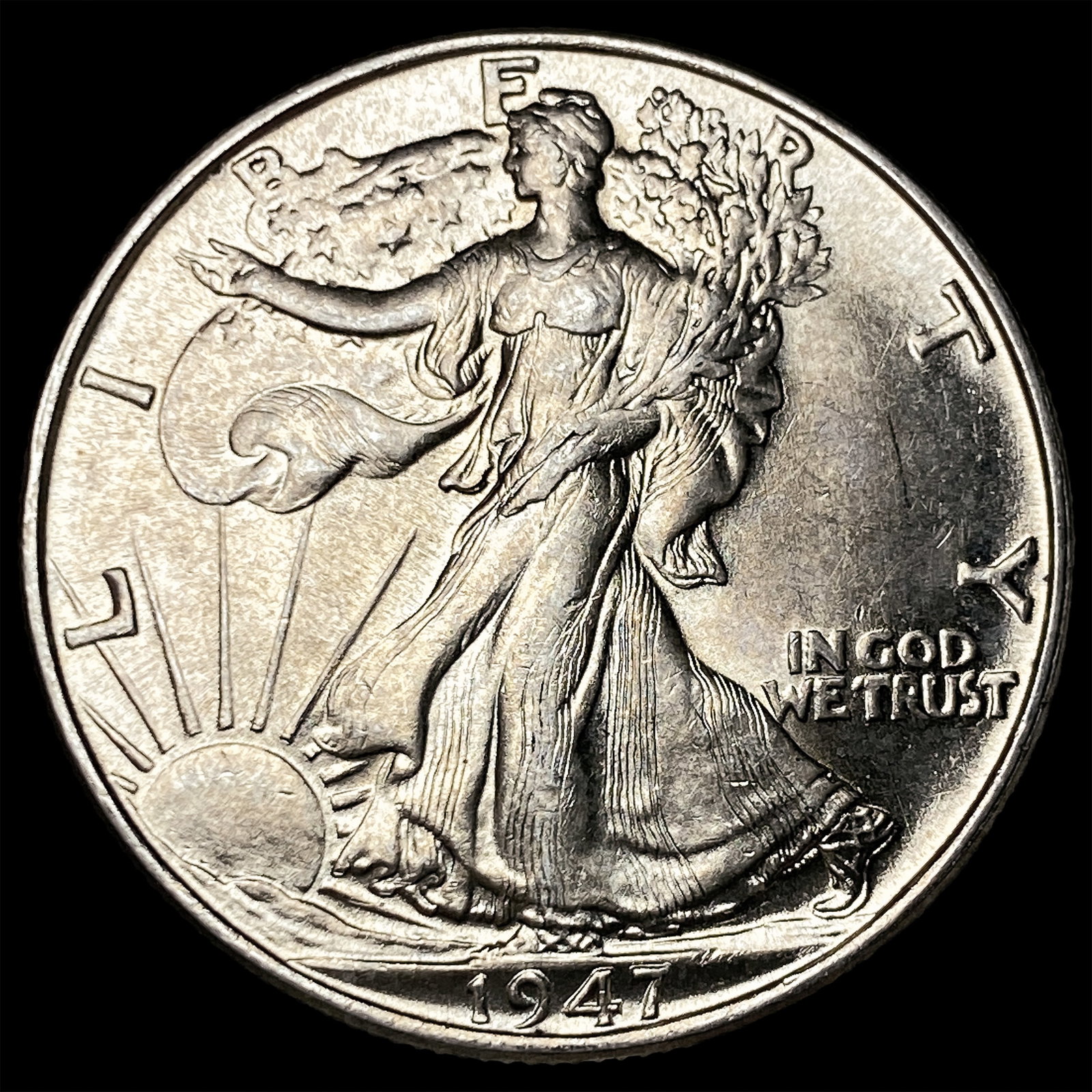 1947 Silver Walking Liberty Half Dollar UNCIRCULATED (1 of 2)
