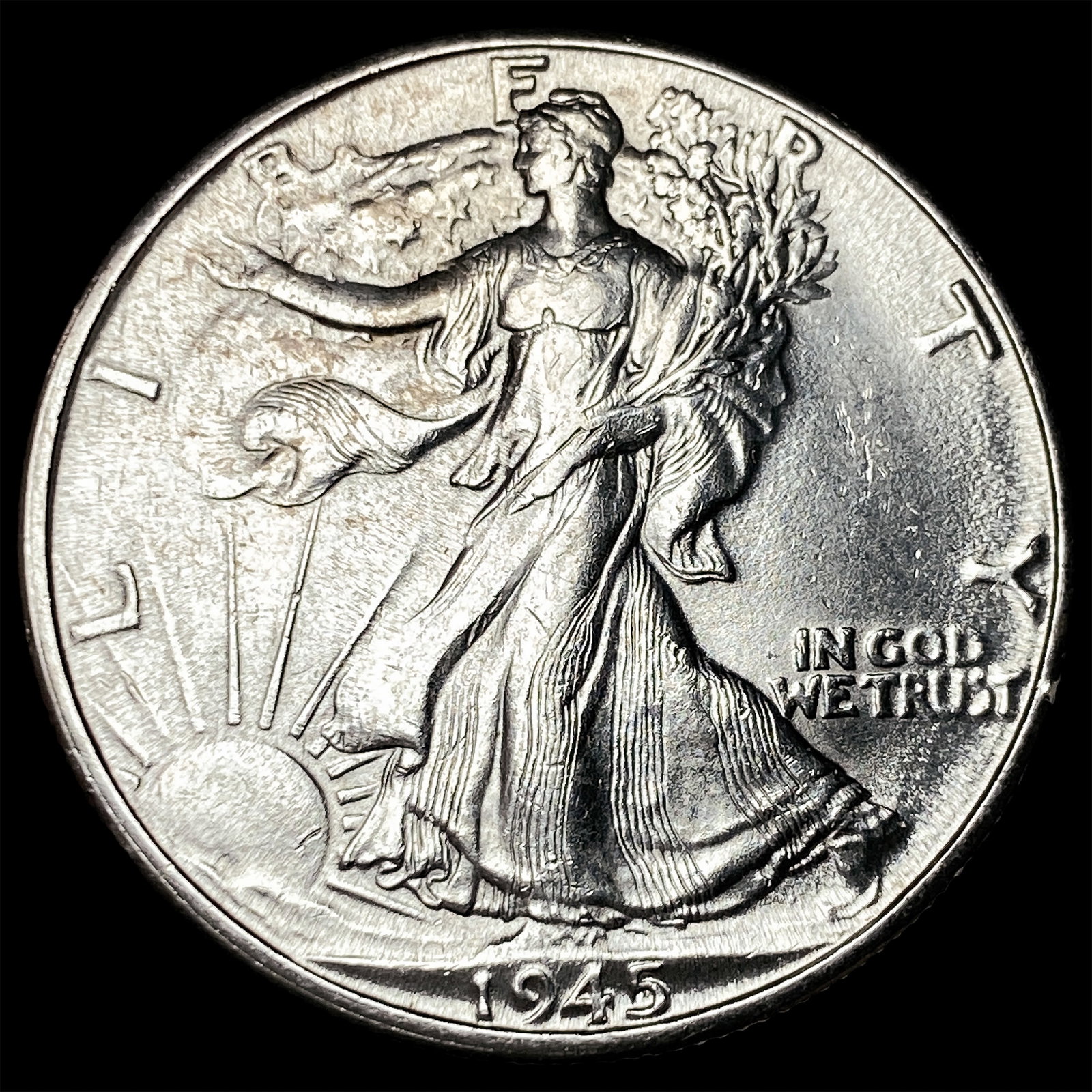 1945-D Silver Walking Liberty Half Dollar UNCIRCULATED (1 of 2)