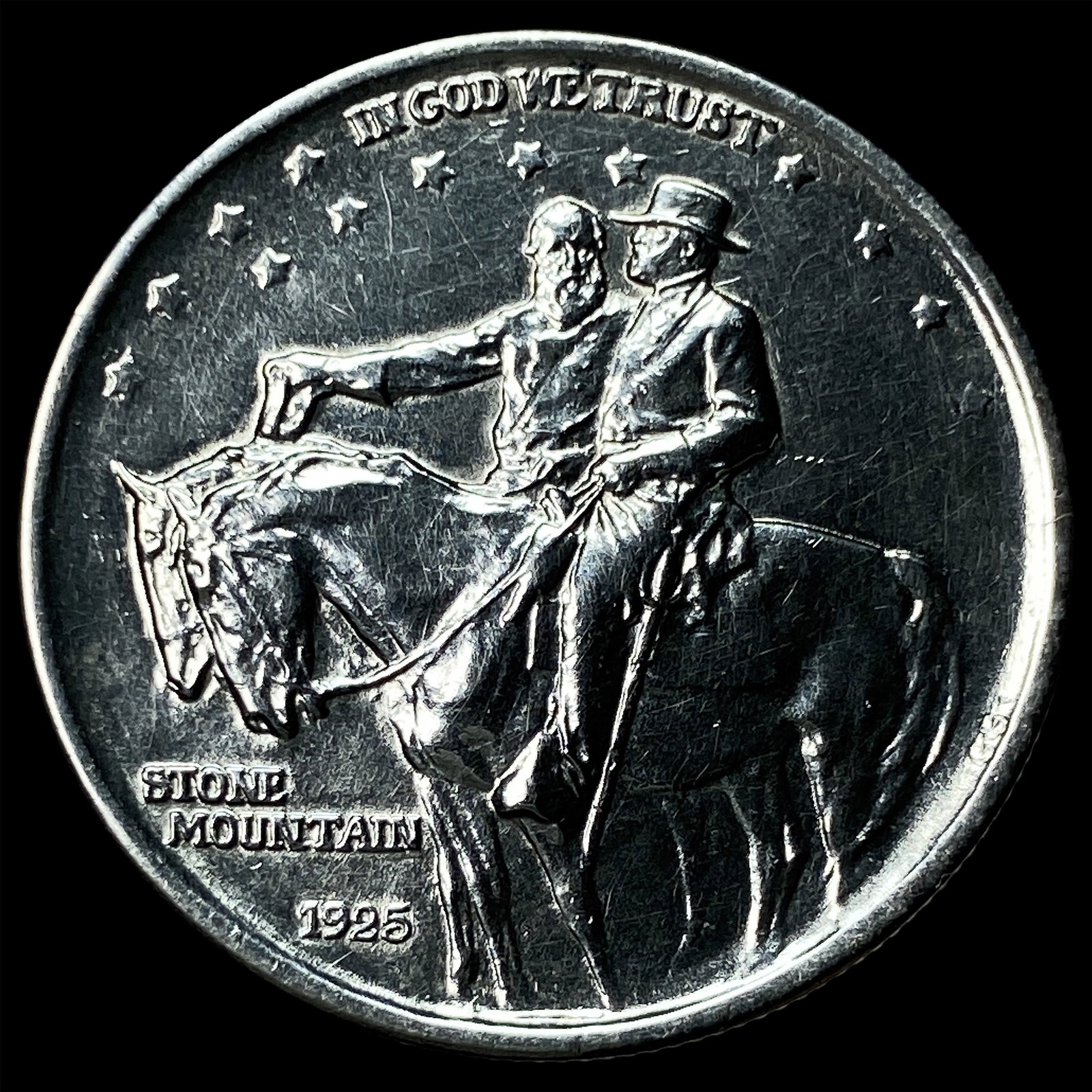 1925 Silver Stone Mountain Half Dollar CLOSELY UNCIRCULATED: 1925 Silver Stone Mountain Half Dollar CLOSELY UNCIRCULATED