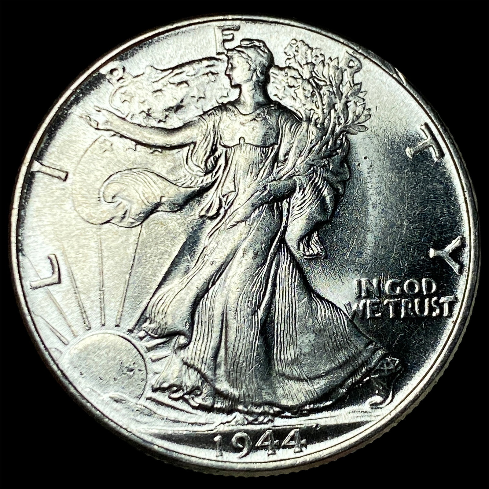 1944 Silver Walking Liberty Half Dollar UNCIRCULATED (1 of 2)