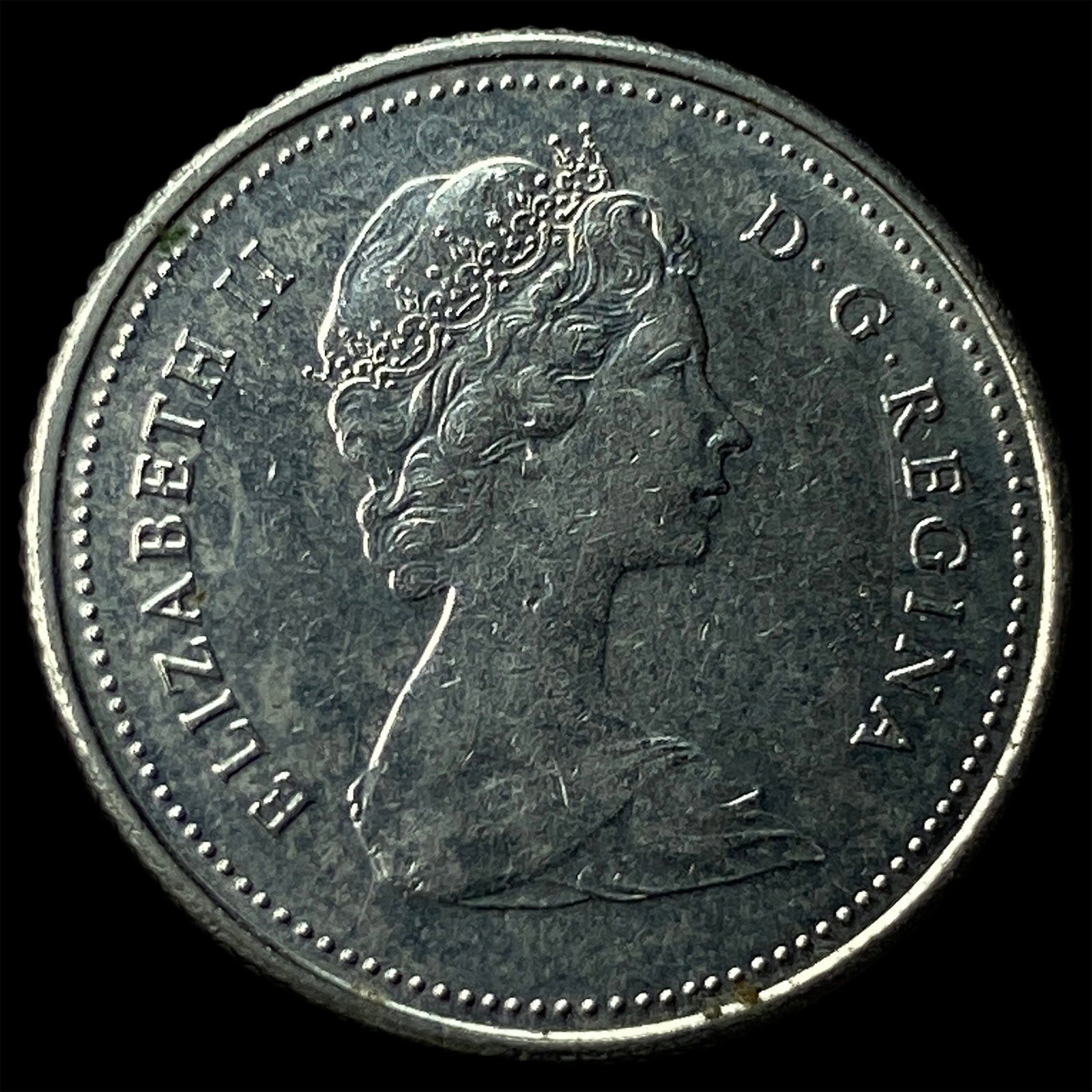 1982 Canada Nickel 10 Cents (1 of 2)