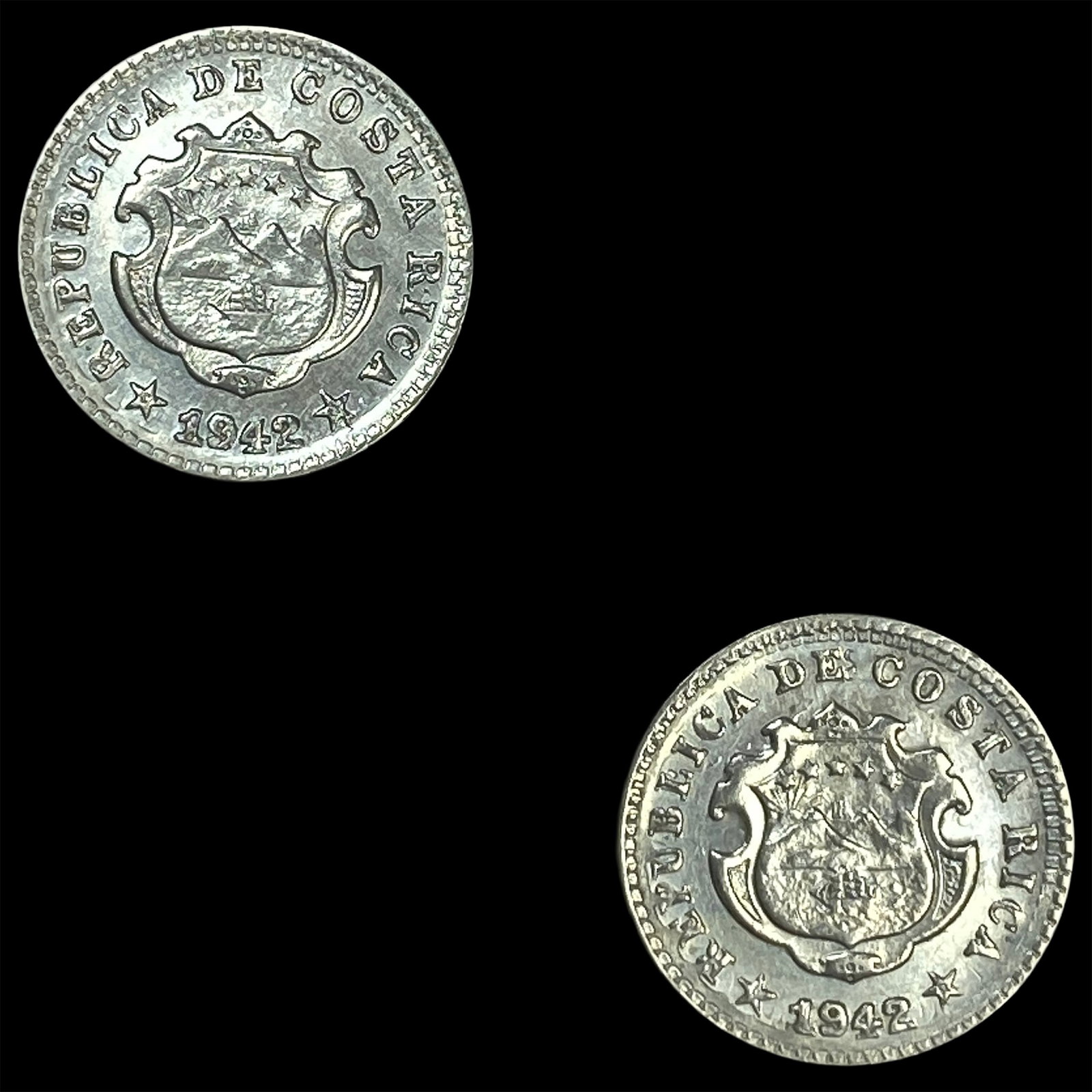 [2 Coins] 1942 Costa Rica Copper Nickel 5 Centimos (1 of 2)