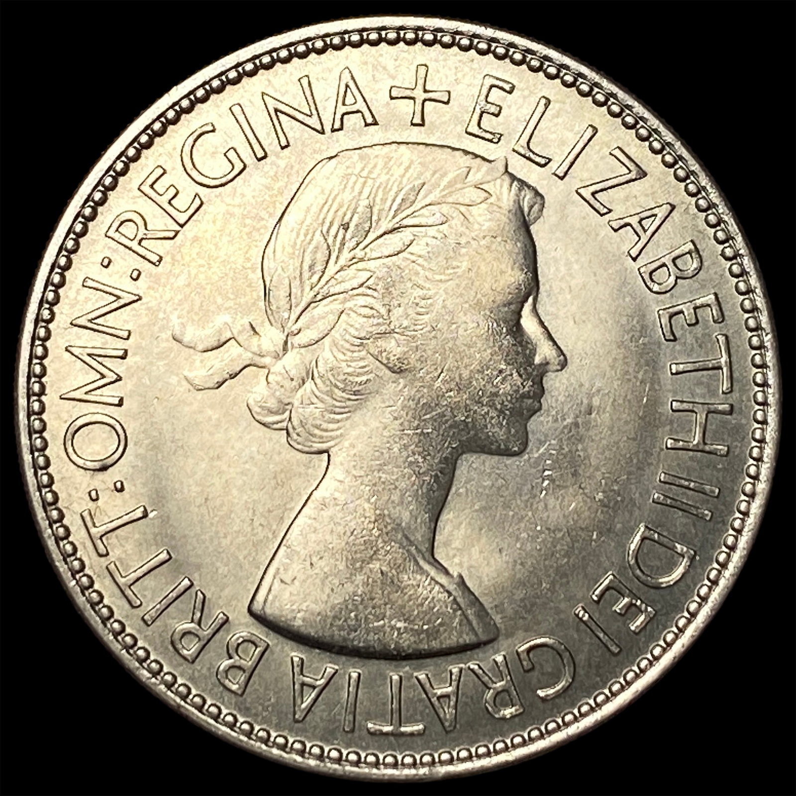 1953 Great Britain Copper Nickel Half Crown (1 of 2)