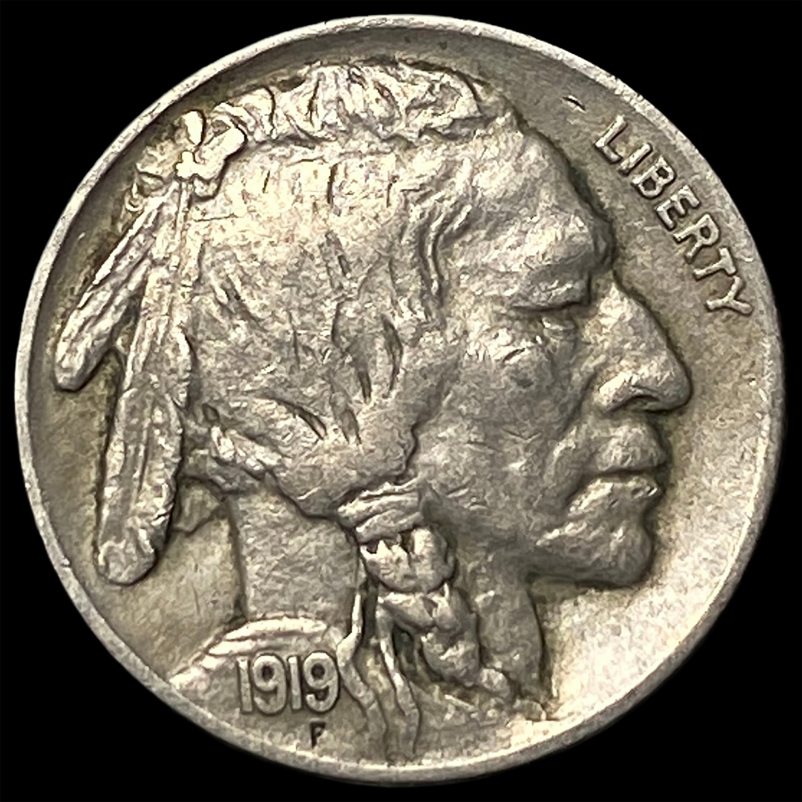 1919-P Buffalo Nickel NEARLY UNCIRCULATED (1 of 2)