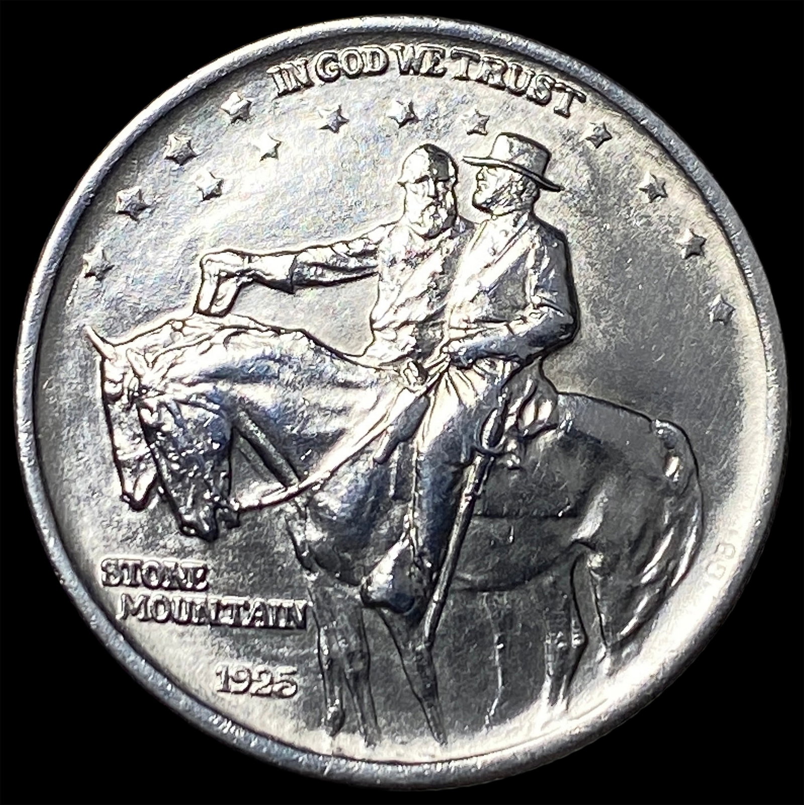 1925 Stone Mountain Silver Half Dollar UNCIRCULATED (1 of 2)