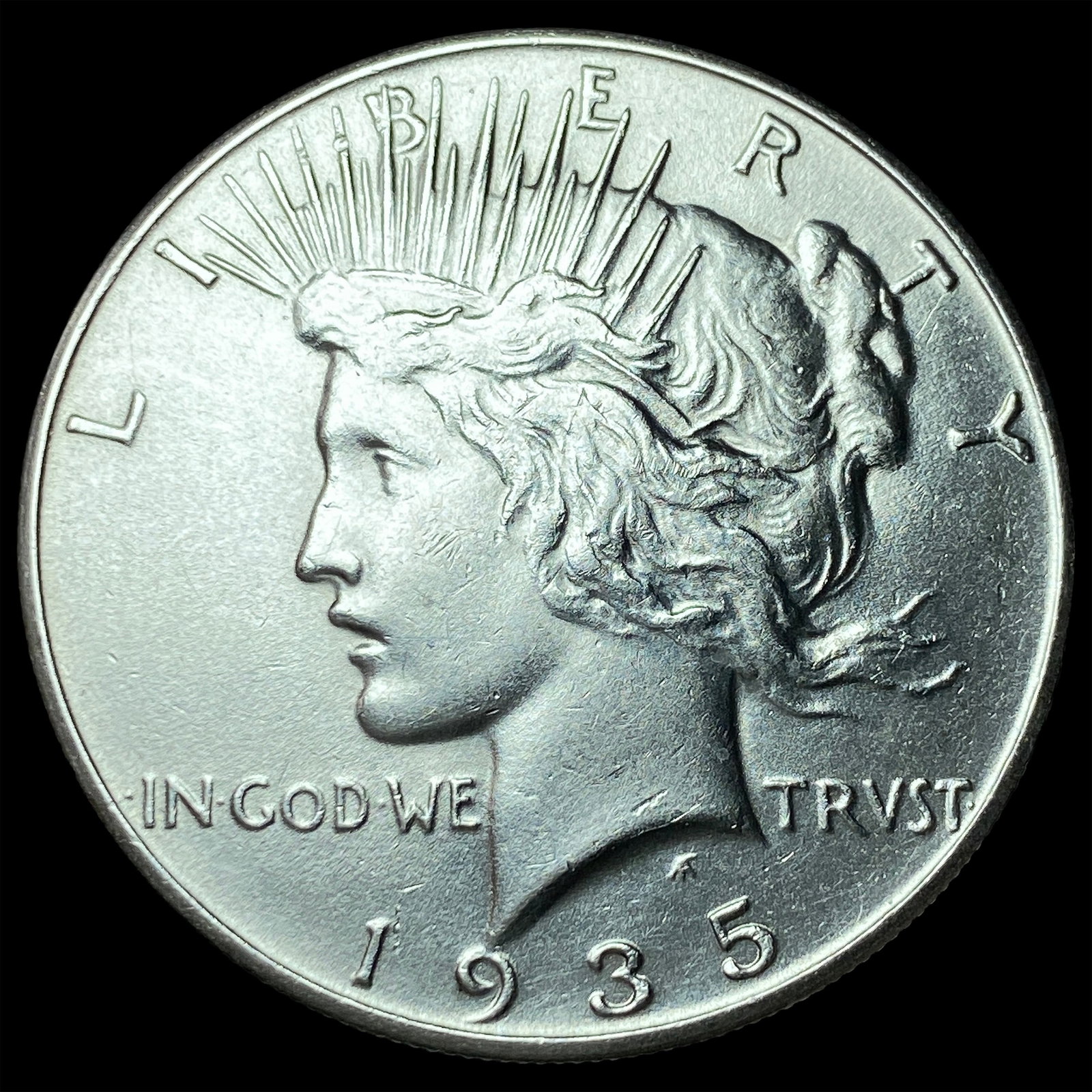1935 Silver Peace Dollar UNCIRCULATED: 1935 Silver Peace Dollar UNCIRCULATED