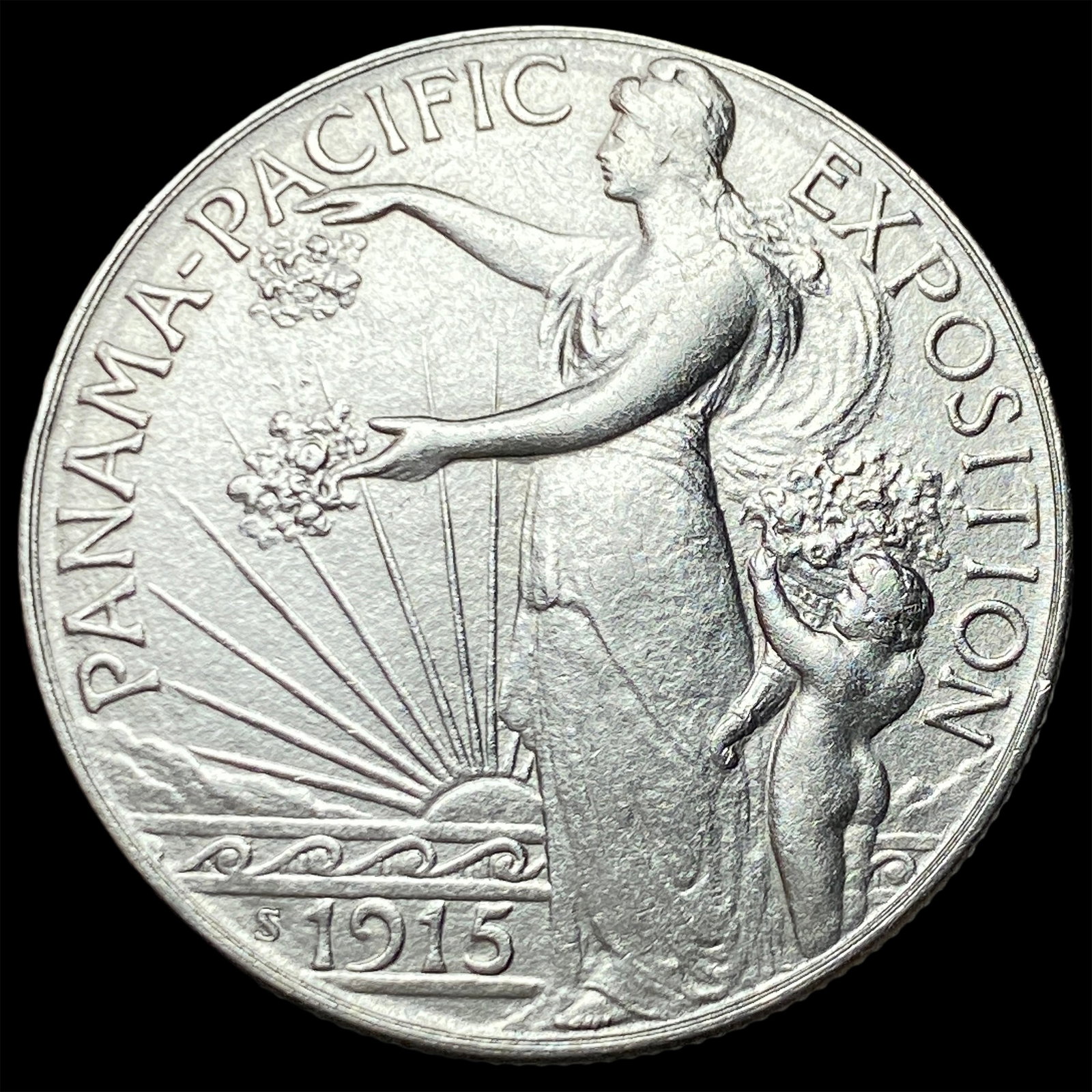 1915-S Silver Half Dollar Panama-Pacific CLOSELY UNCIRCULATED: 1915-S Silver Half Dollar Panama-Pacific CLOSELY UNCIRCULATED