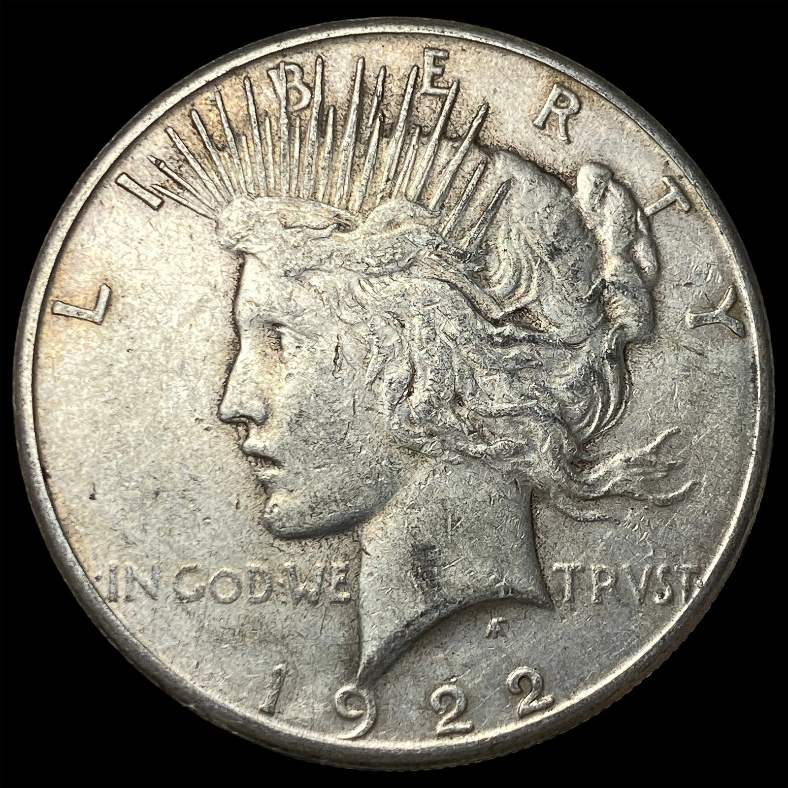 1922-S Silver Peace Dollar NEARLY UNCIRCULATED (1 of 2)