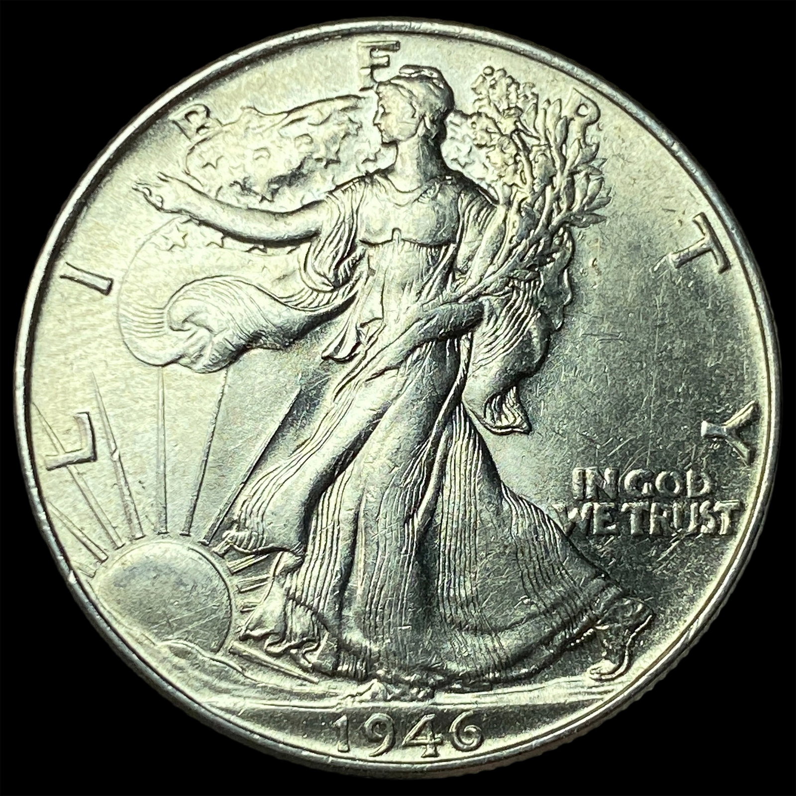 1946 Silver Half Dollar Walking Liberty UNCIRCULATED (1 of 2)