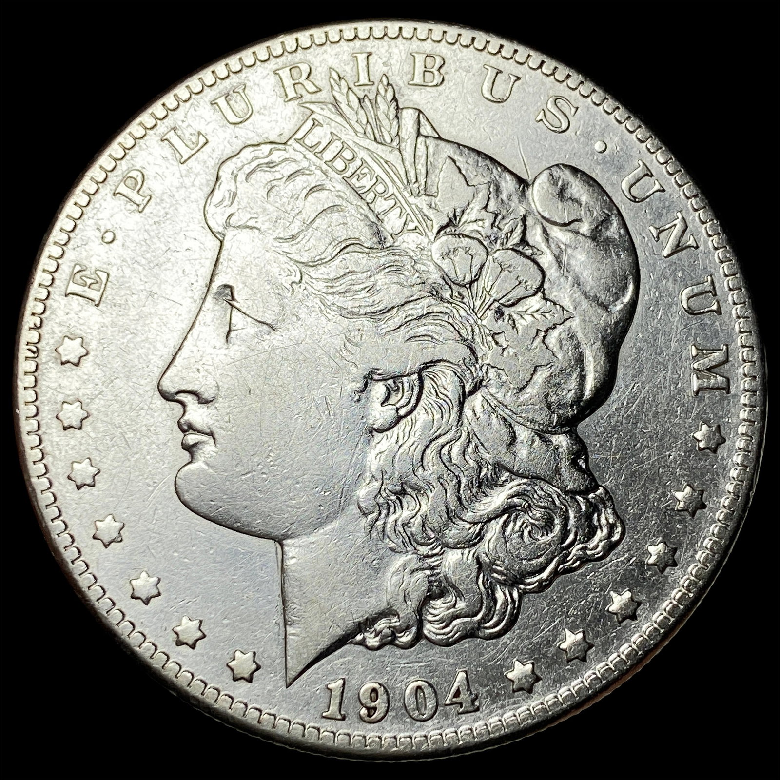 1904-S Silver Morgan Dollar NEARLY UNCIRCULATED: 1904-S Silver Morgan Dollar NEARLY UNCIRCULATED