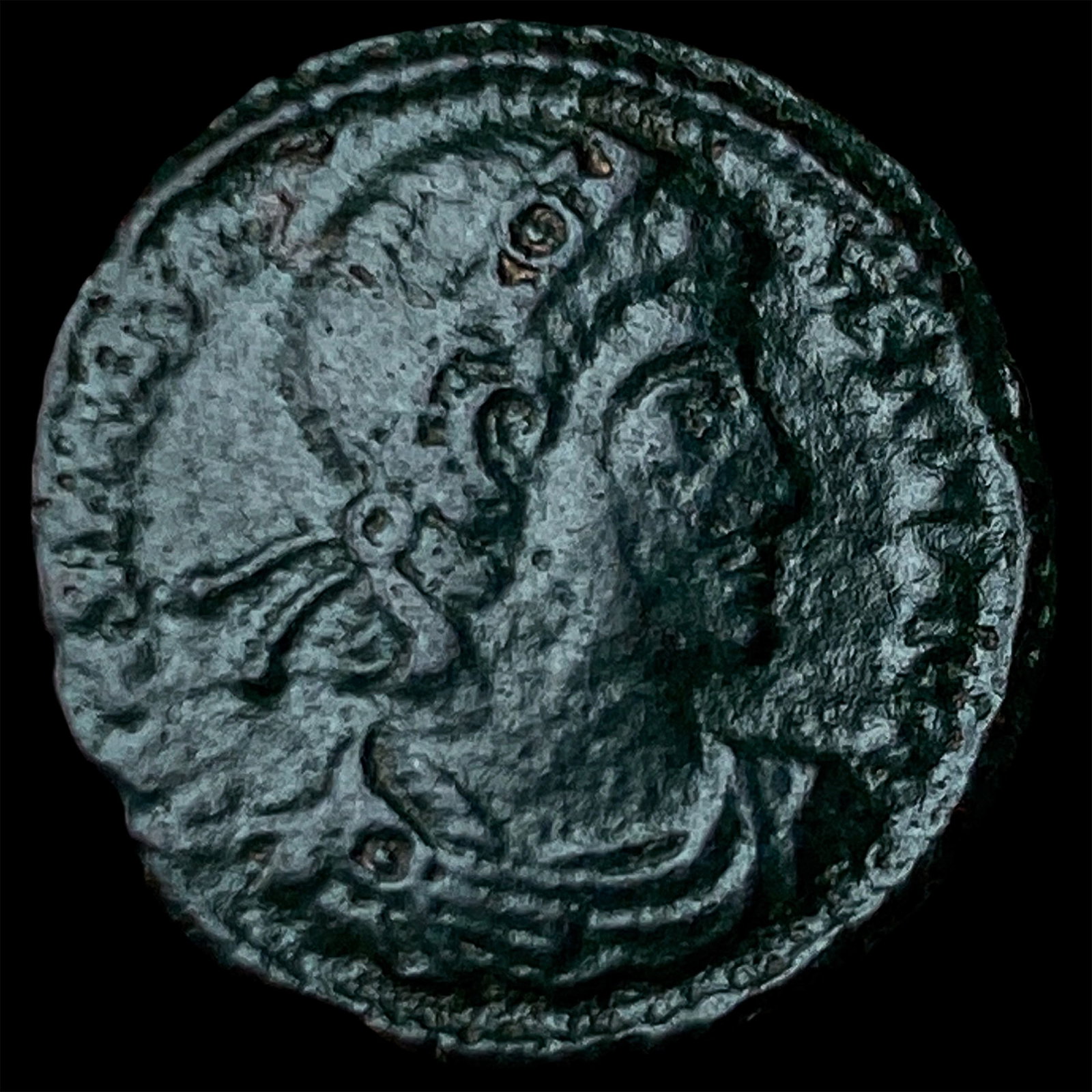 Roman Constantine I 307-337 AD Bronze AE 16 (1 of 2)