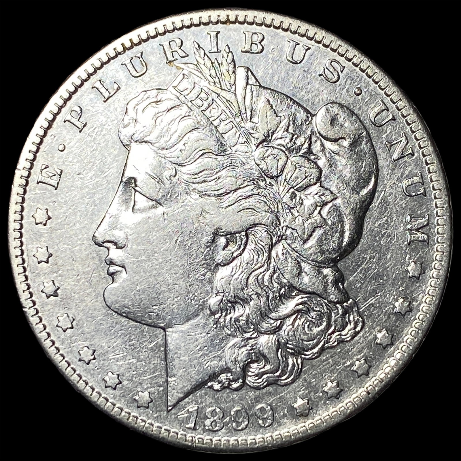 1900-S Silver Morgan Dollar CLOSELY UNCIRCULATED: 1900-S Silver Morgan Dollar CLOSELY UNCIRCULATED