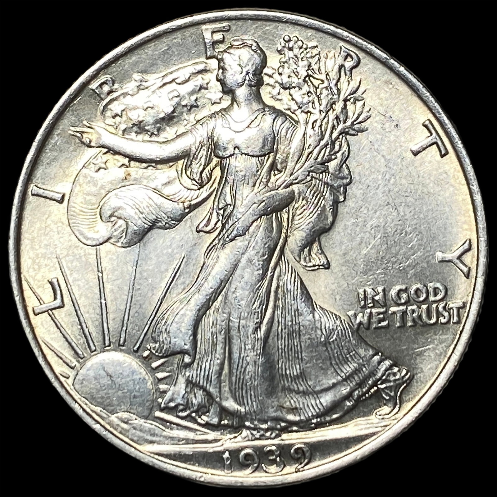 1939 Walking Liberty Half Dollar UNCIRCULATED (1 of 2)
