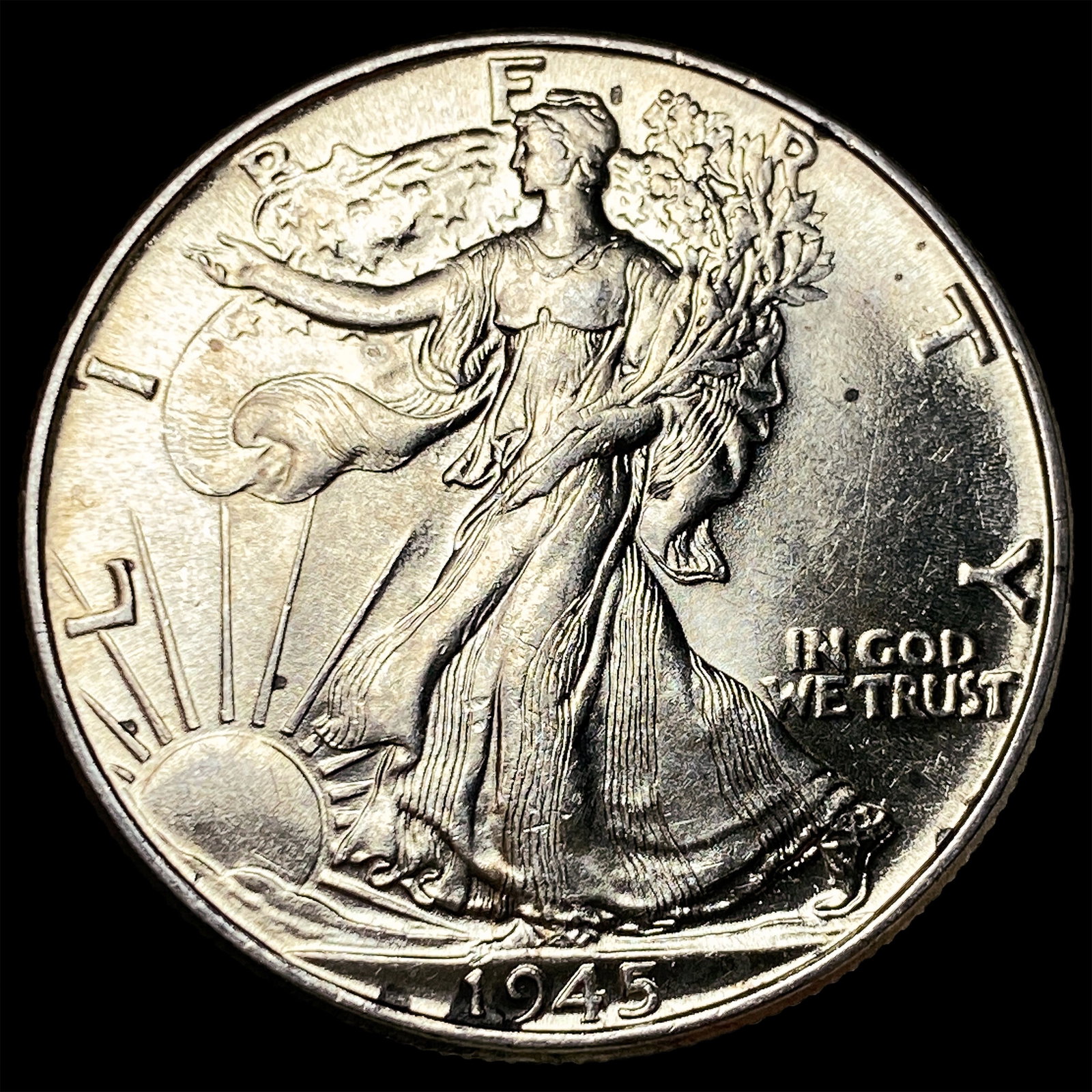 1945 Silver Walking Liberty Half Dollar UNCIRCULATED (1 of 2)