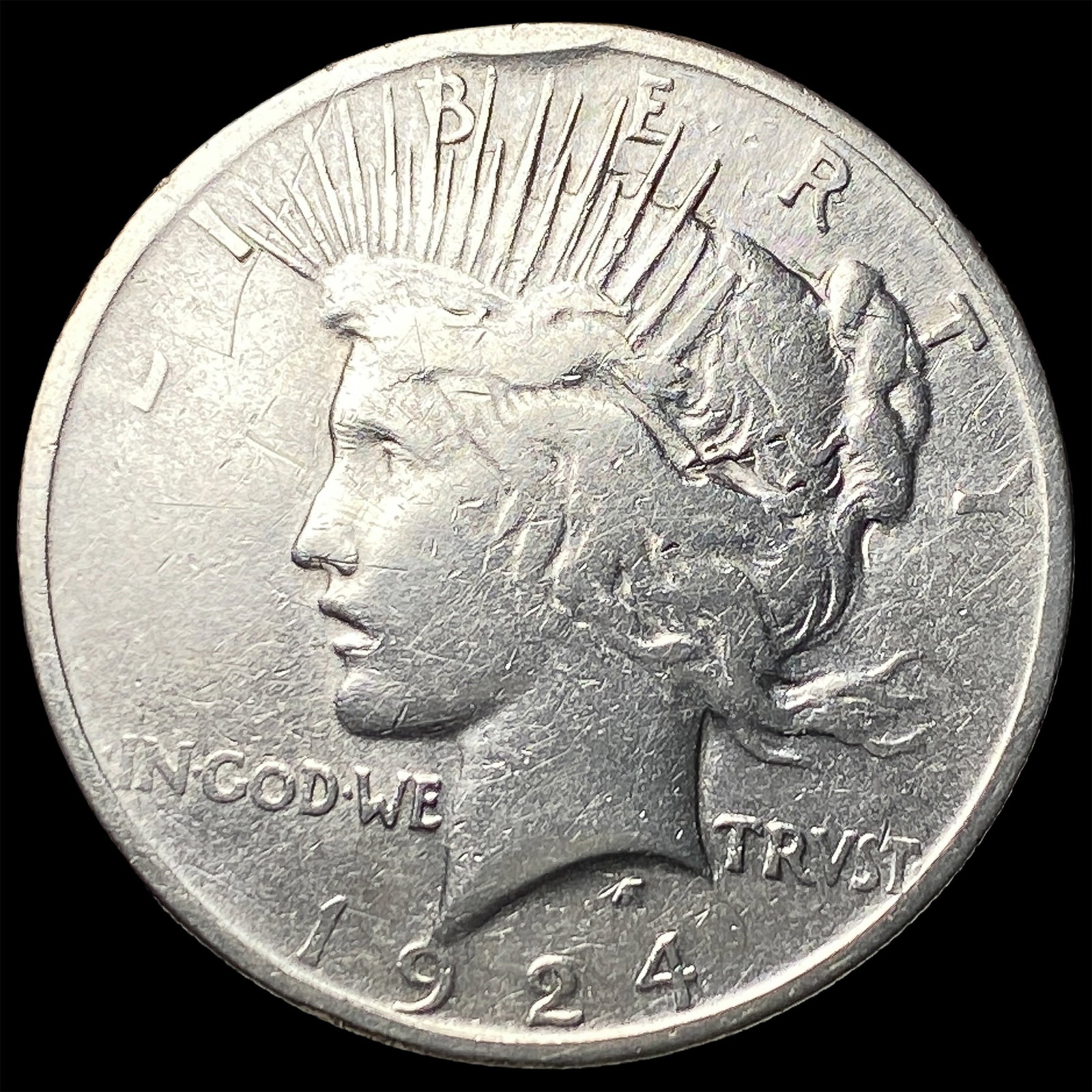 1924 Silver Peace Dollar ABOUT UNCIRCULATED: 1924 Silver Peace Dollar ABOUT UNCIRCULATED
