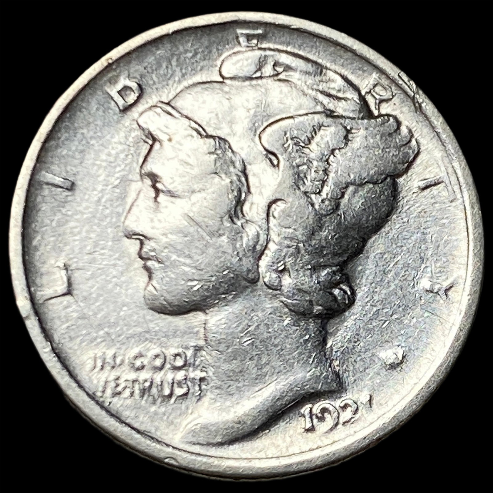 1921 Silver Mercury Dime NEARLY UNCIRCULATED: 1921 Silver Mercury Dime NEARLY UNCIRCULATED