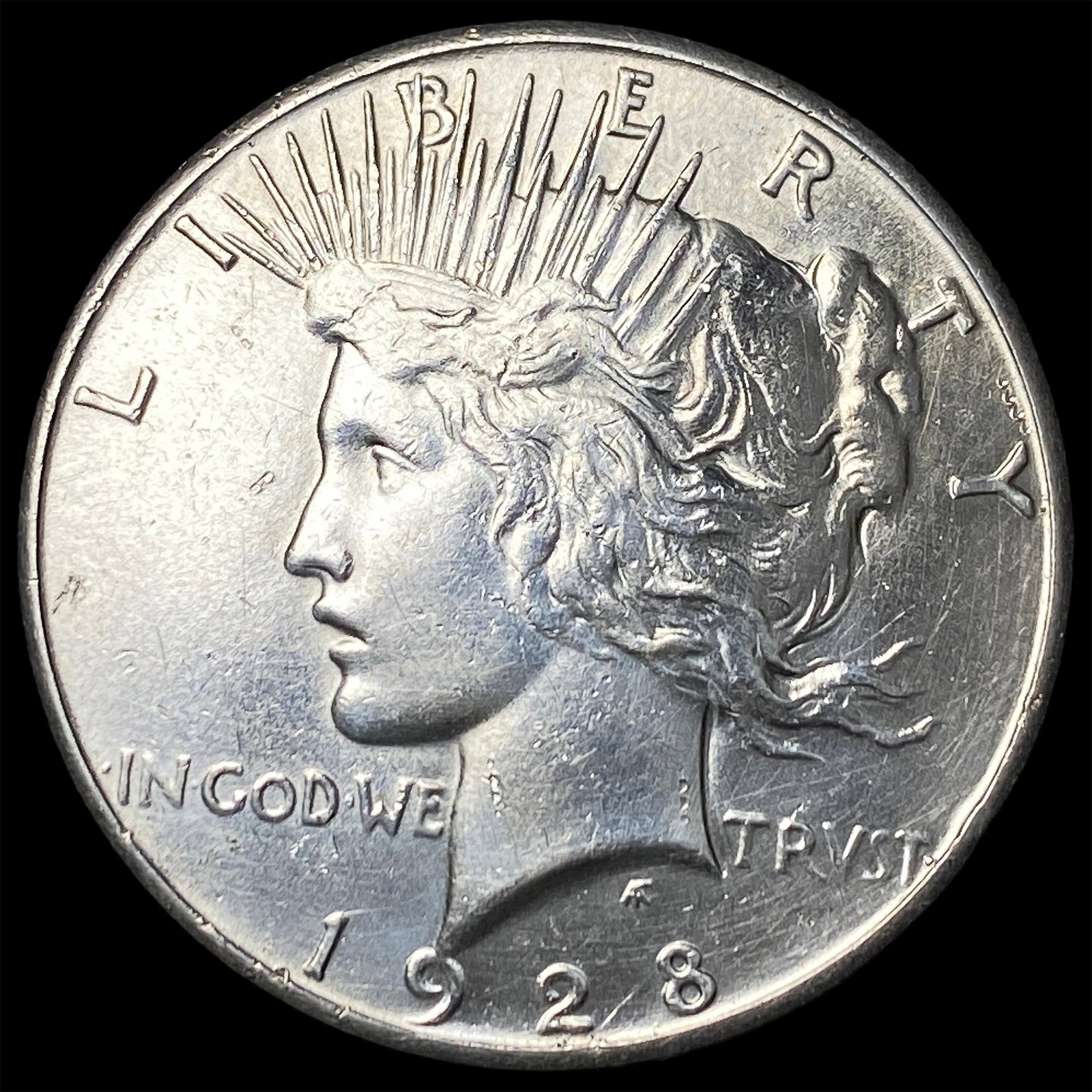 1928 Silver Peace Dollar CLOSELY UNCIRCULATED: 1928 Silver Peace Dollar CLOSELY UNCIRCULATED