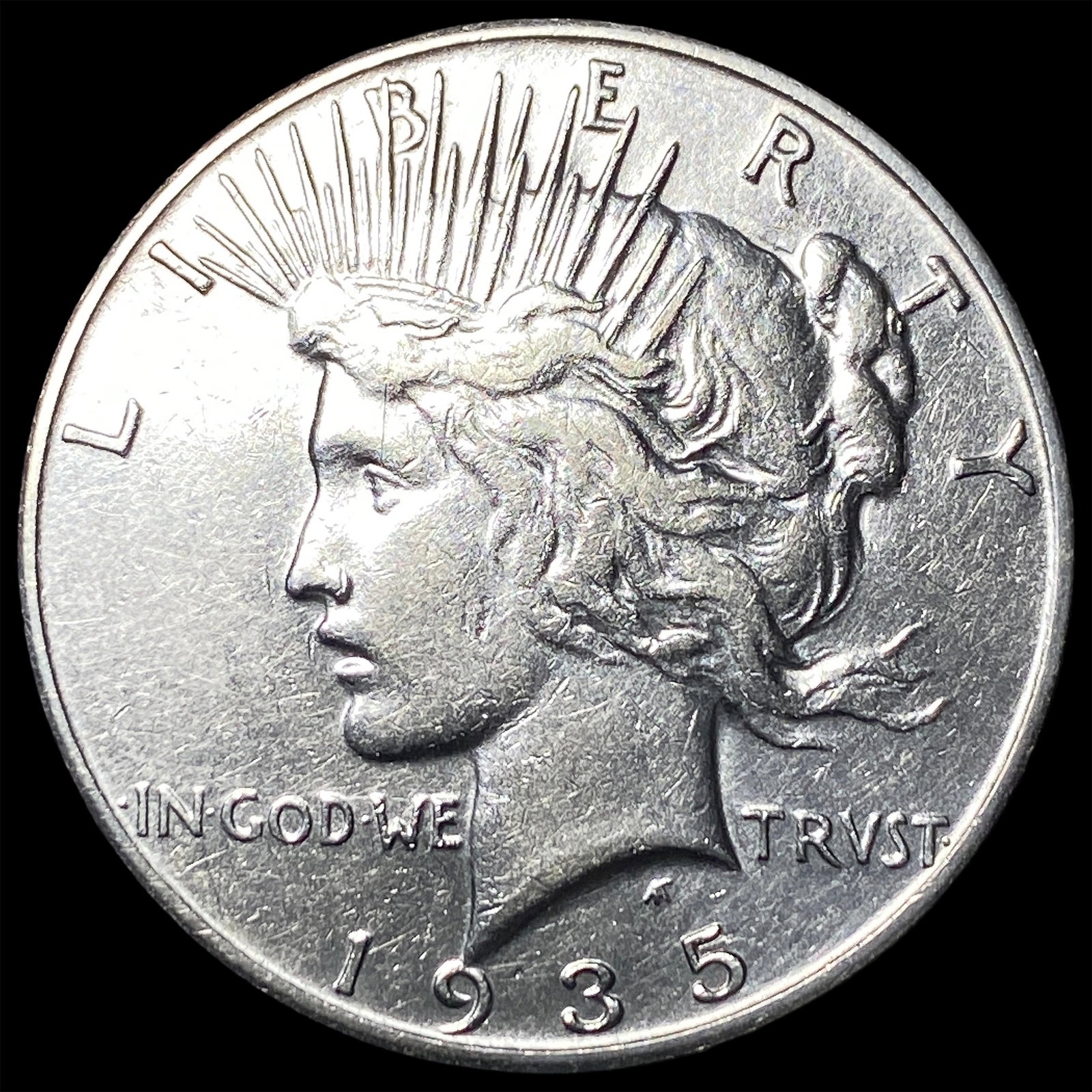 1935 Silver Peace Dollar CLOSELY UNCIRCULATED: 1935 Silver Peace Dollar CLOSELY UNCIRCULATED