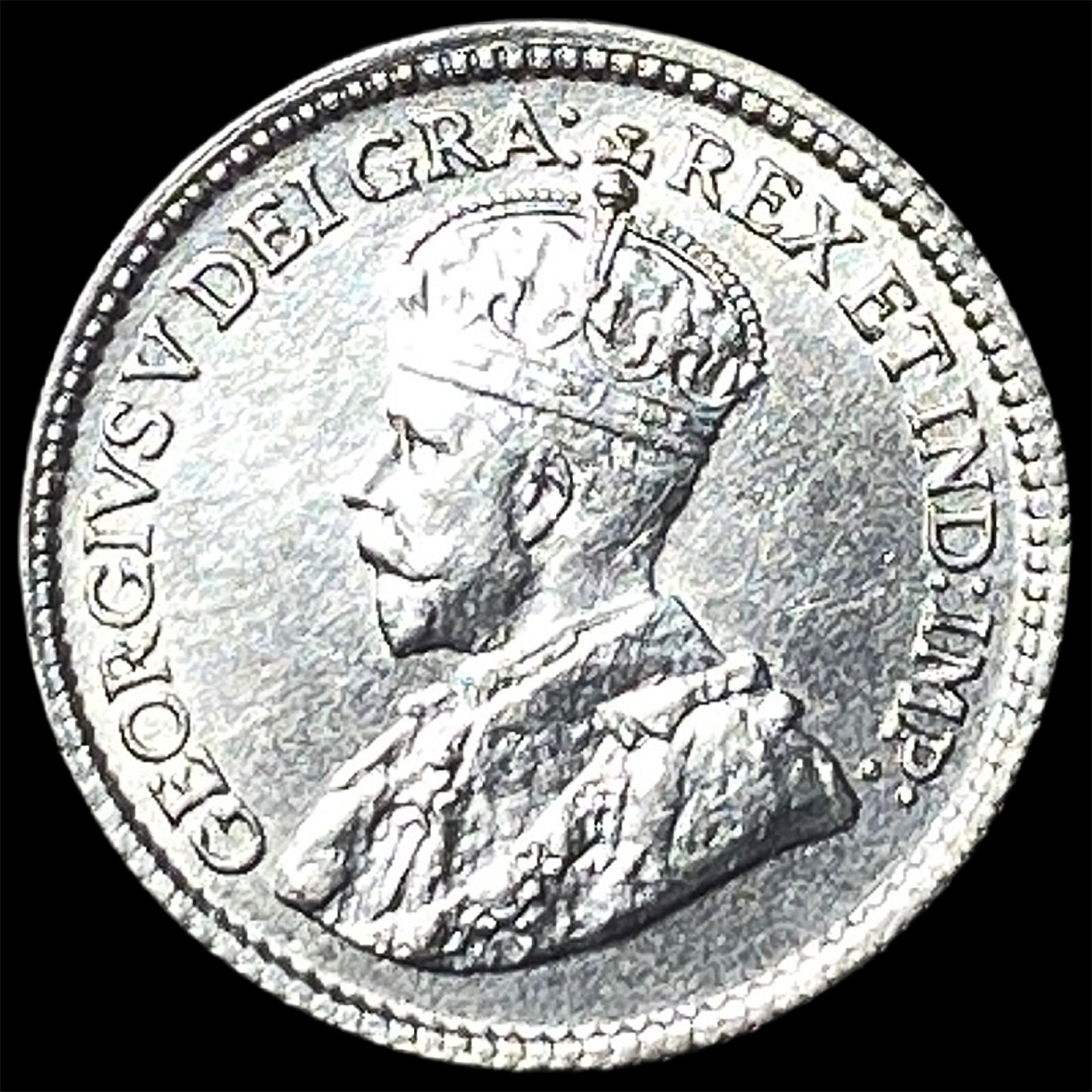 1917 Canada Silver 5 Cents ABOUT UNCIRCULATED (1 of 2)