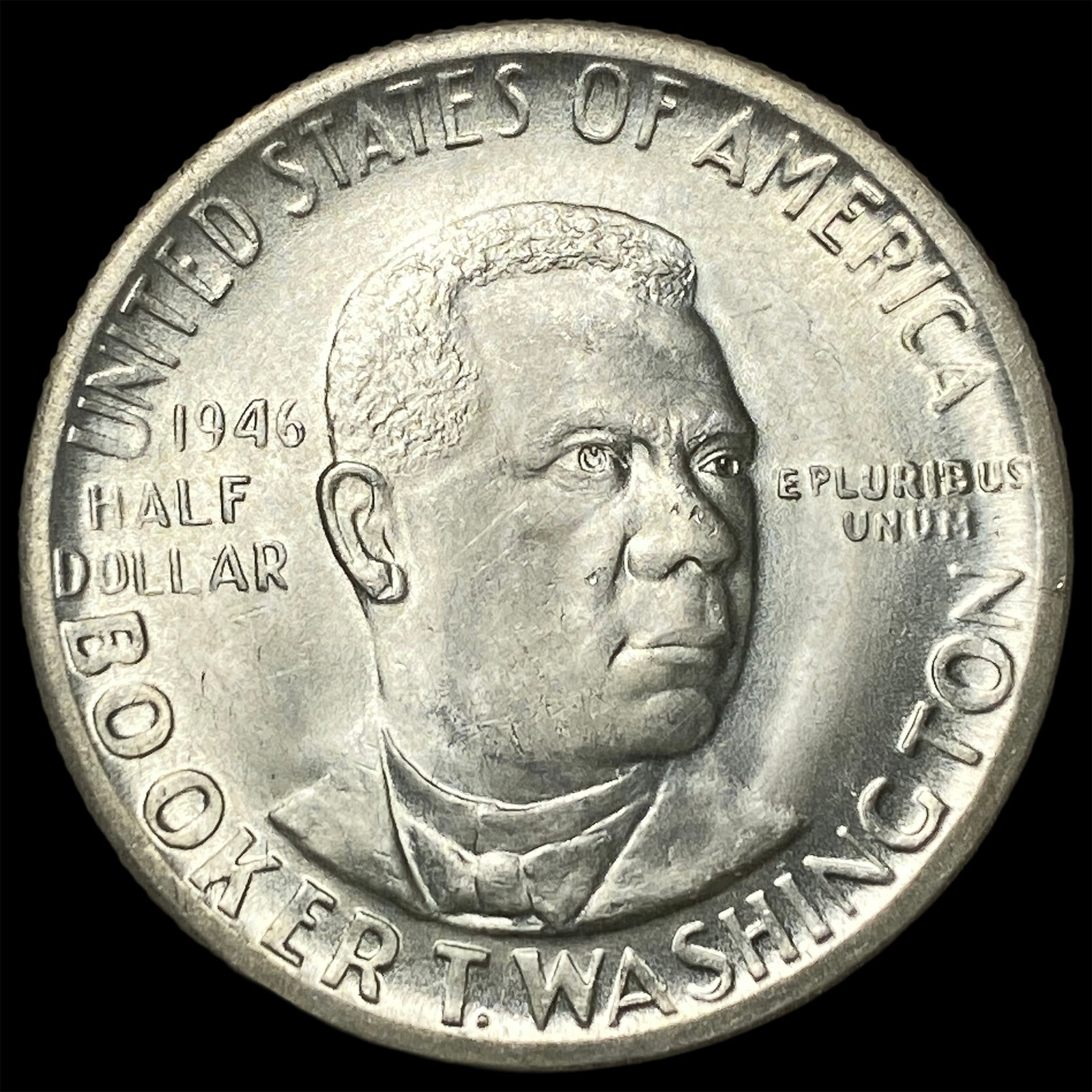 1946-D Silver Booker T. Washington Half Dollar CHOICE BU (1 of 2)