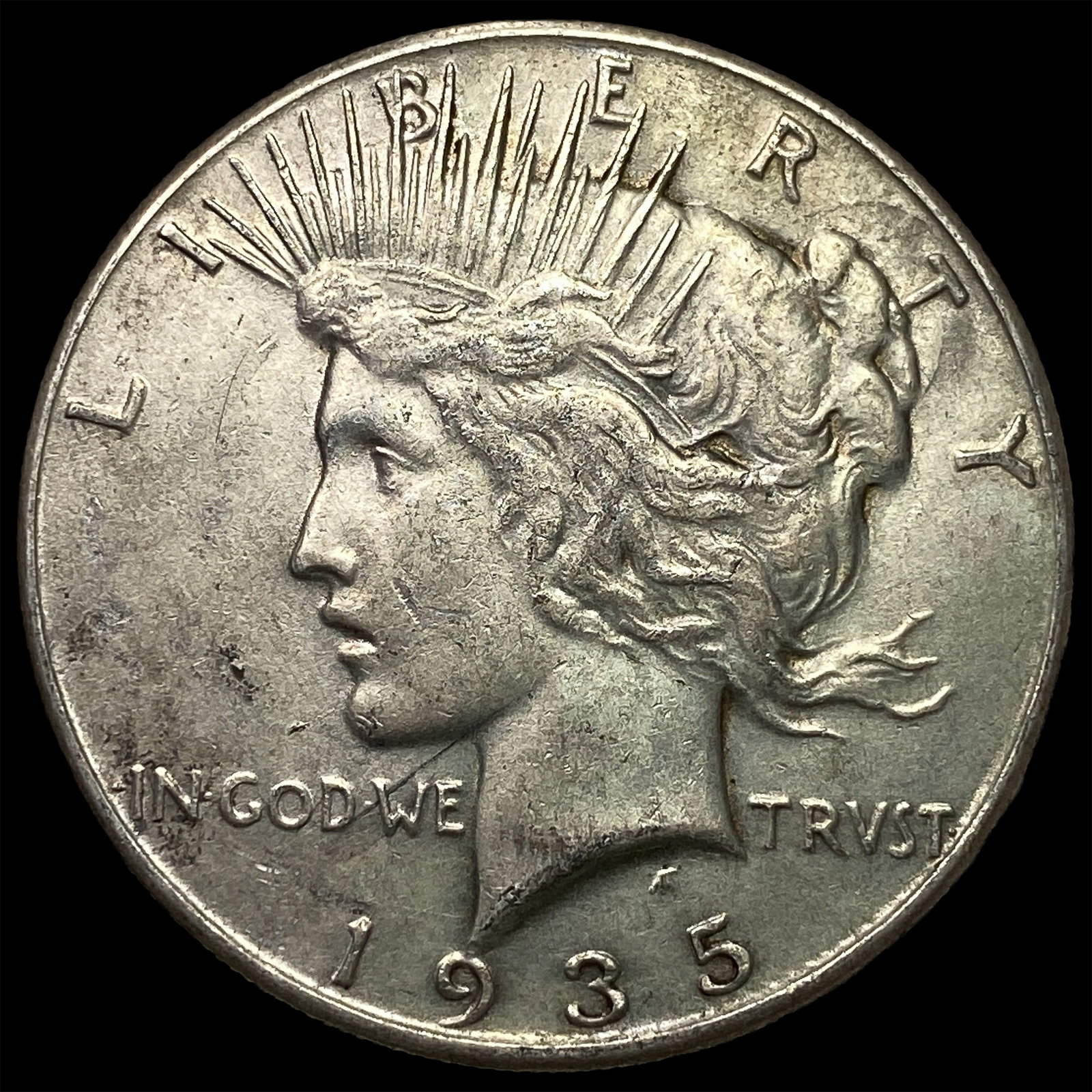 1935 Silver Peace Dollar CLOSELY UNCIRCULATED: 1935 Silver Peace Dollar CLOSELY UNCIRCULATED