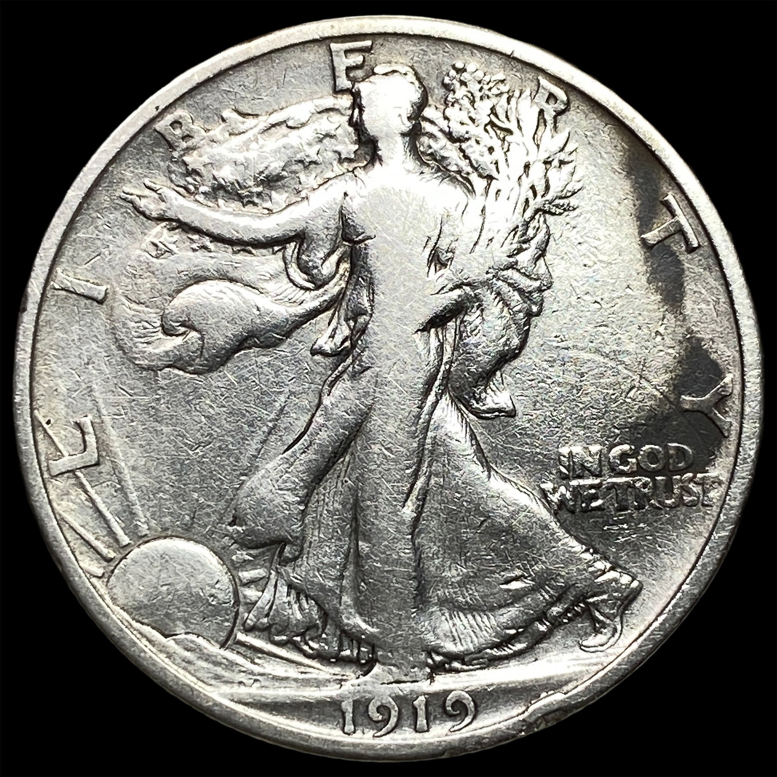 1919 Walking Liberty Half Dollar LIGHTLY CIRCULATED: 1919 Walking Liberty Half Dollar LIGHTLY CIRCULATED