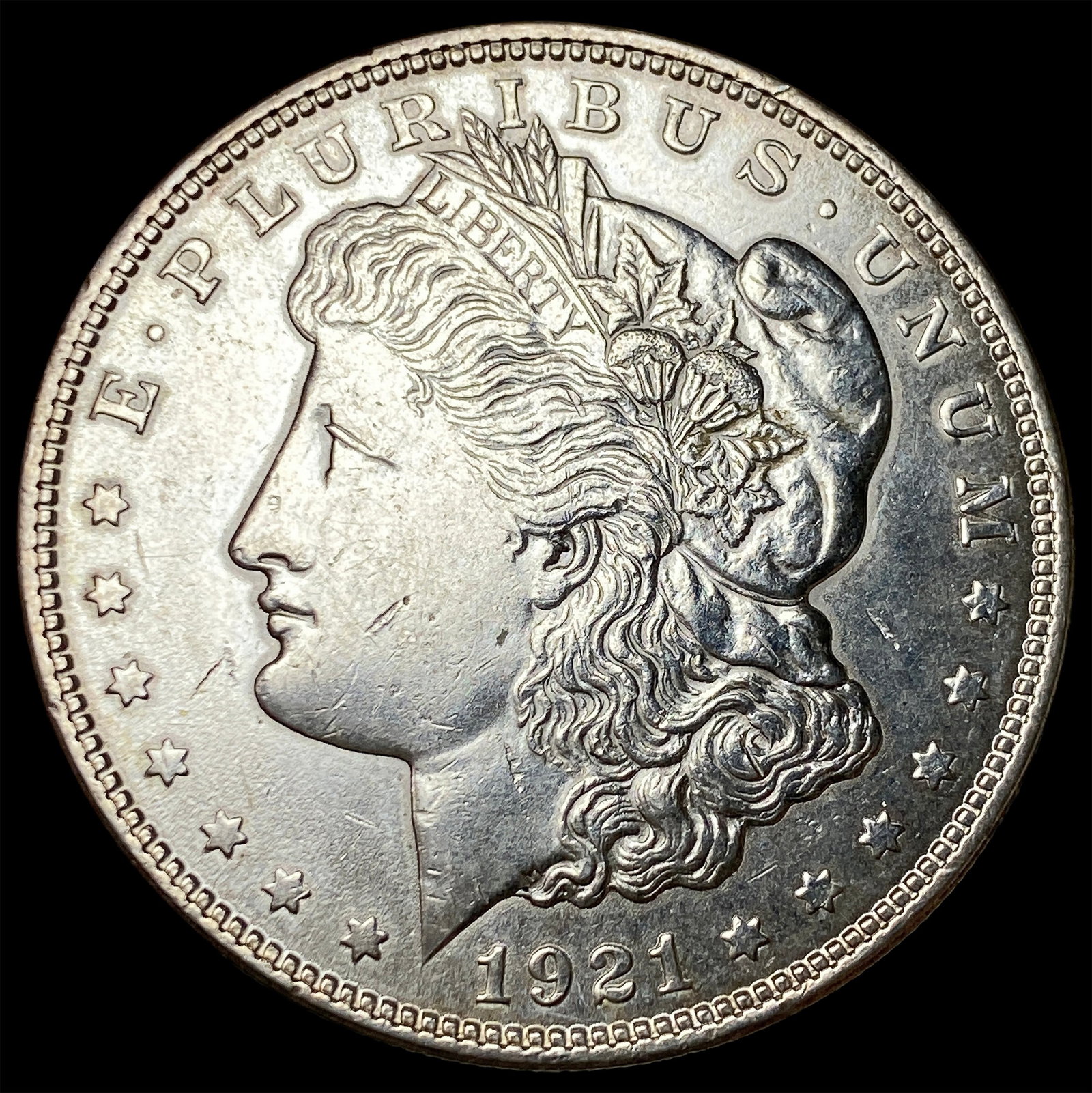 1921 Silver Morgan Dollar UNCIRCULATED (1 of 2)