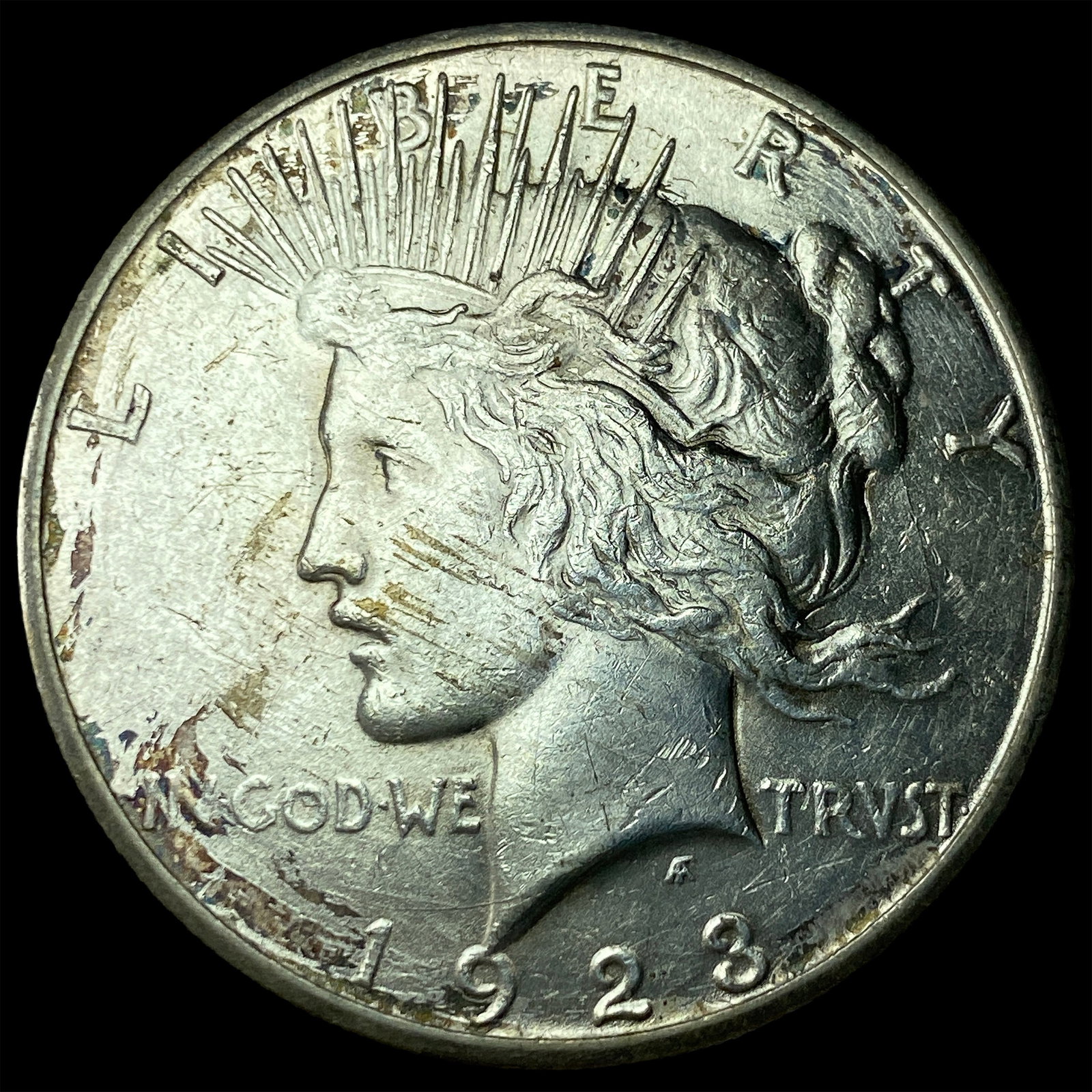 1923-S Silver Peace Dollar UNCIRCULATED (1 of 2)