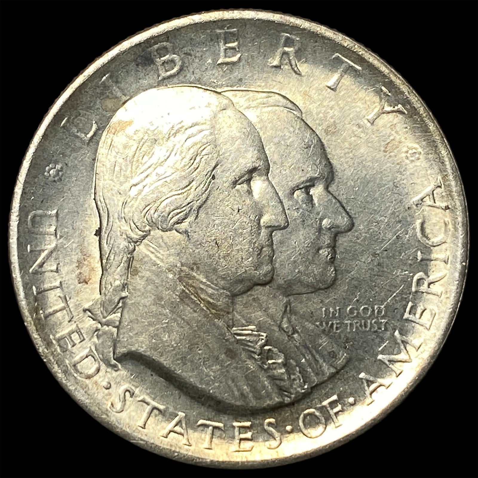 1926 Silver Sesquicentennial Half Dollar UNCIRCULATED (1 of 2)