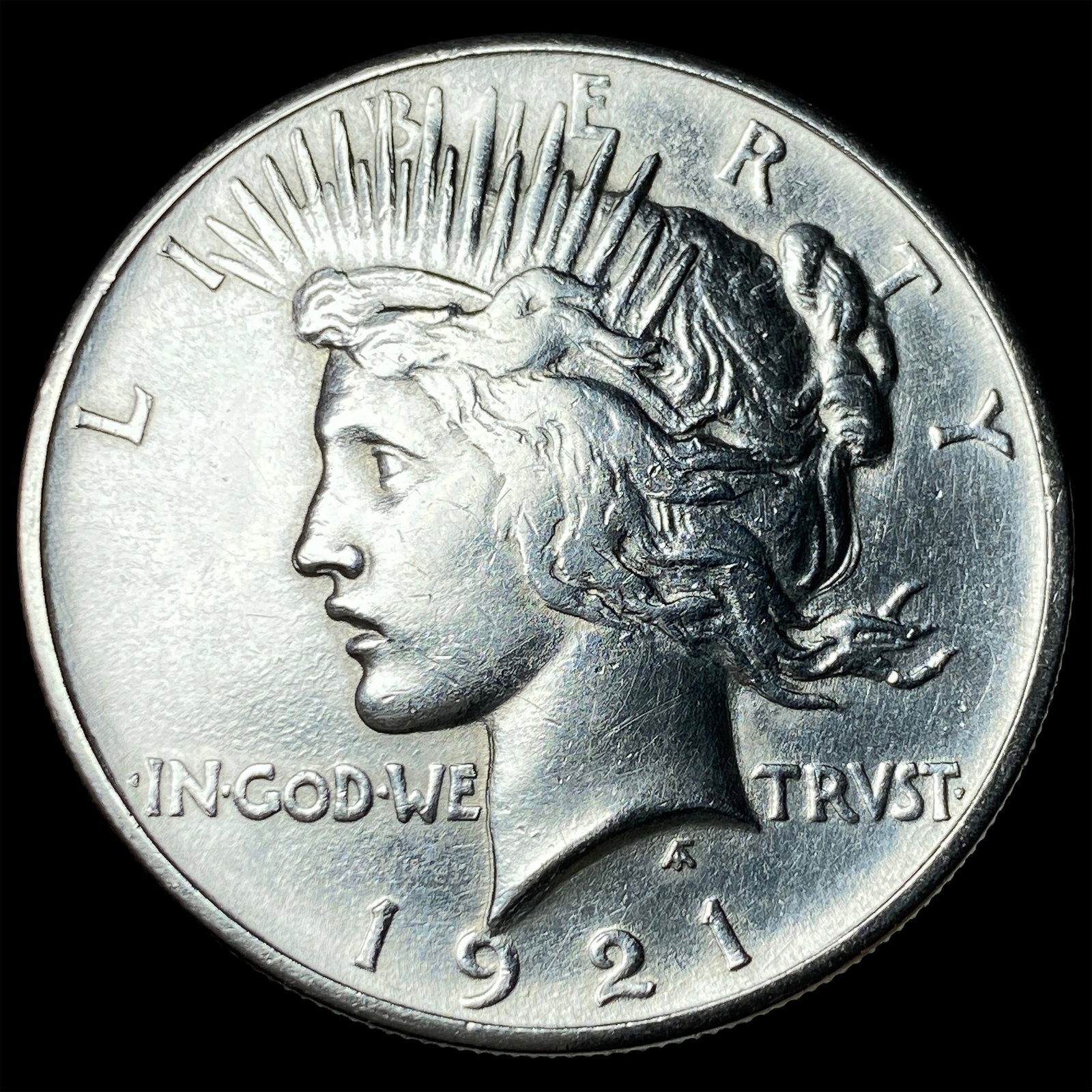 1921 Silver Peace Dollar CLOSELY UNCIRCULATED (1 of 2)