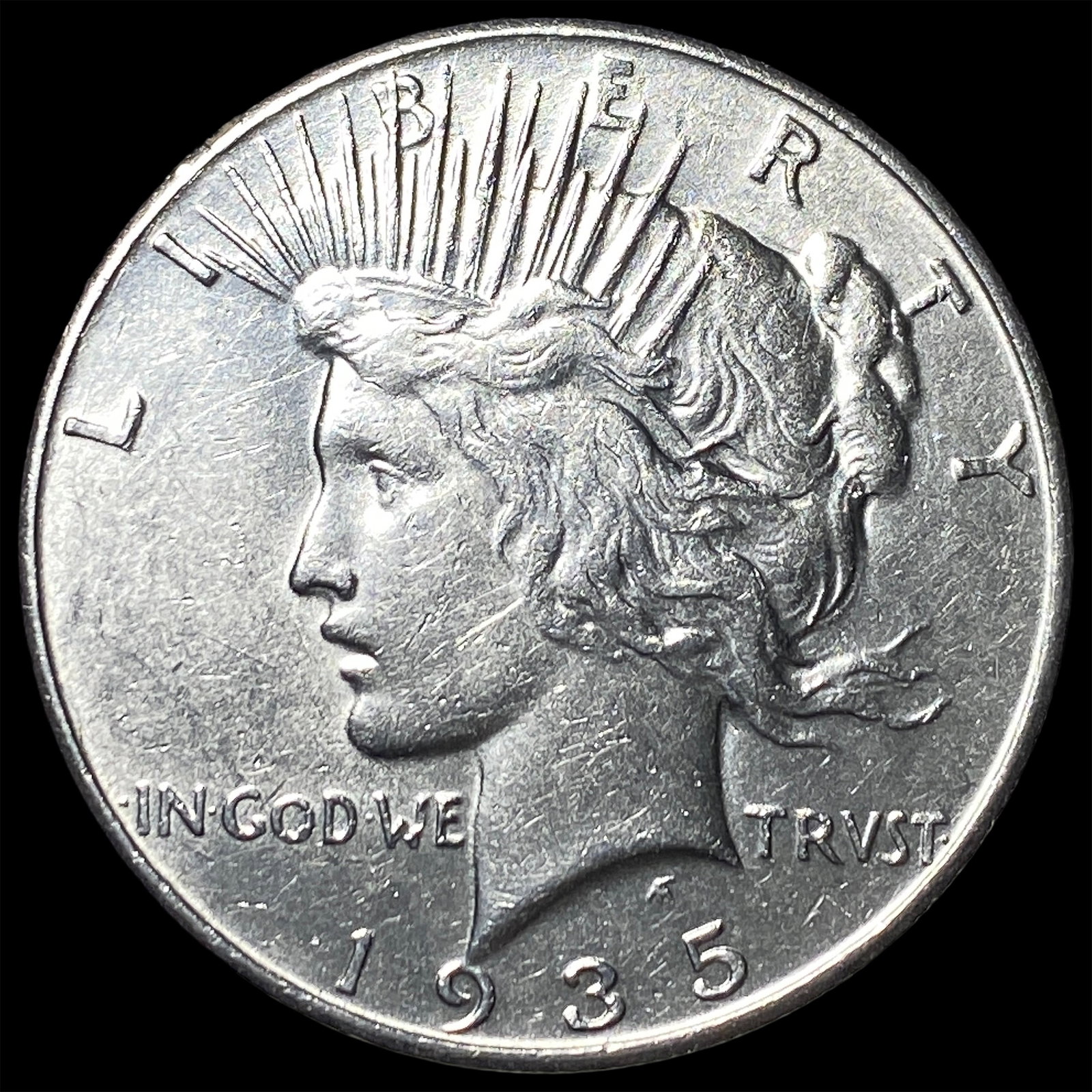 1935 Silver Peace Dollar UNCIRCULATED (1 of 2)