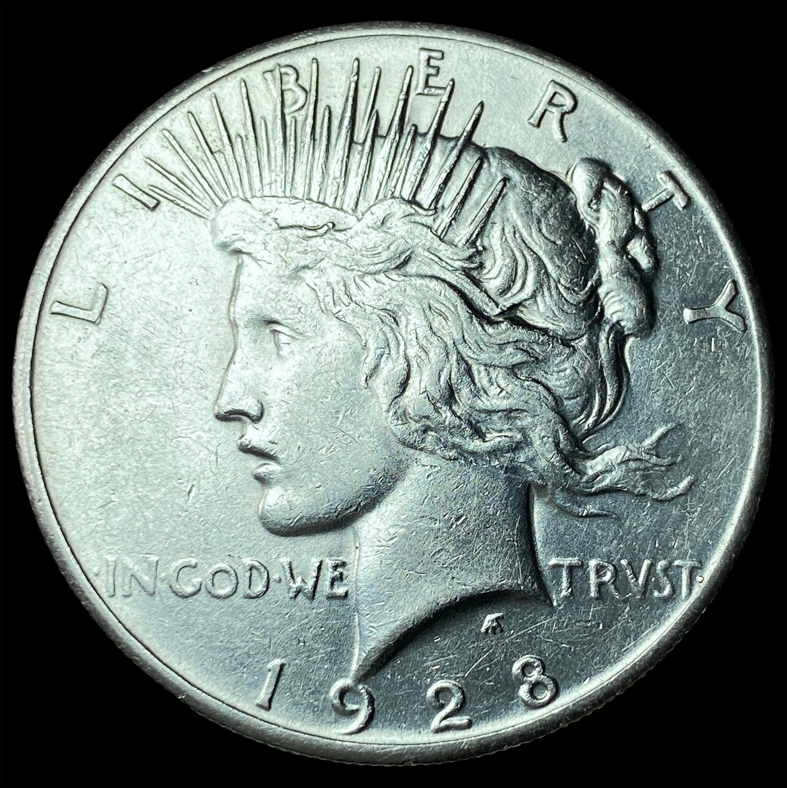 1928 Silver Peace Dollar CLOSELY UNCIRCULATED: 1928 Silver Peace Dollar CLOSELY UNCIRCULATED
