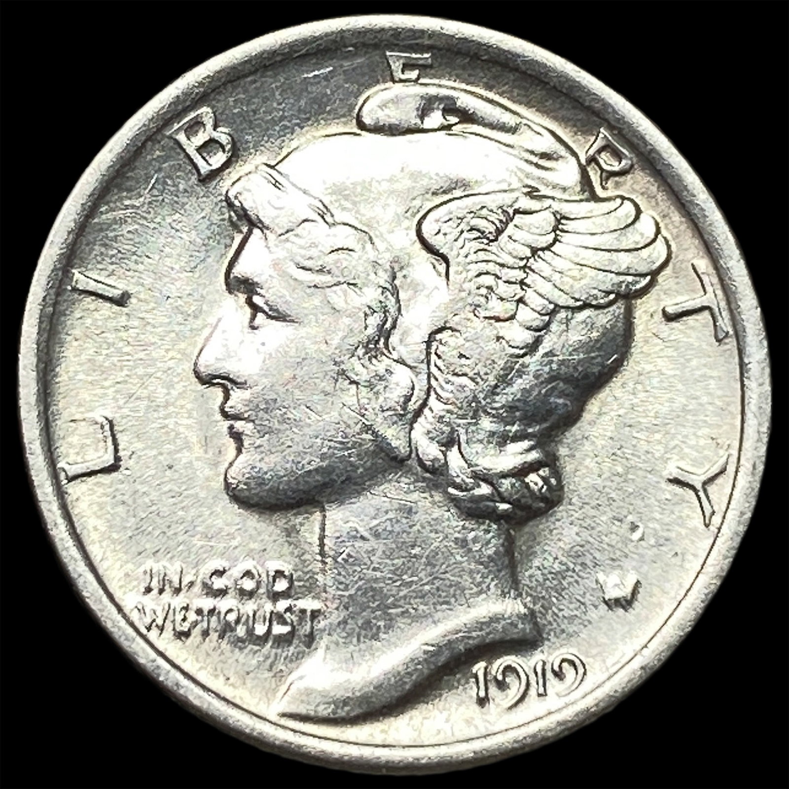 1919 Silver Mercury Dime CLOSELY UNCIRCULATED: 1919 Silver Mercury Dime CLOSELY UNCIRCULATED