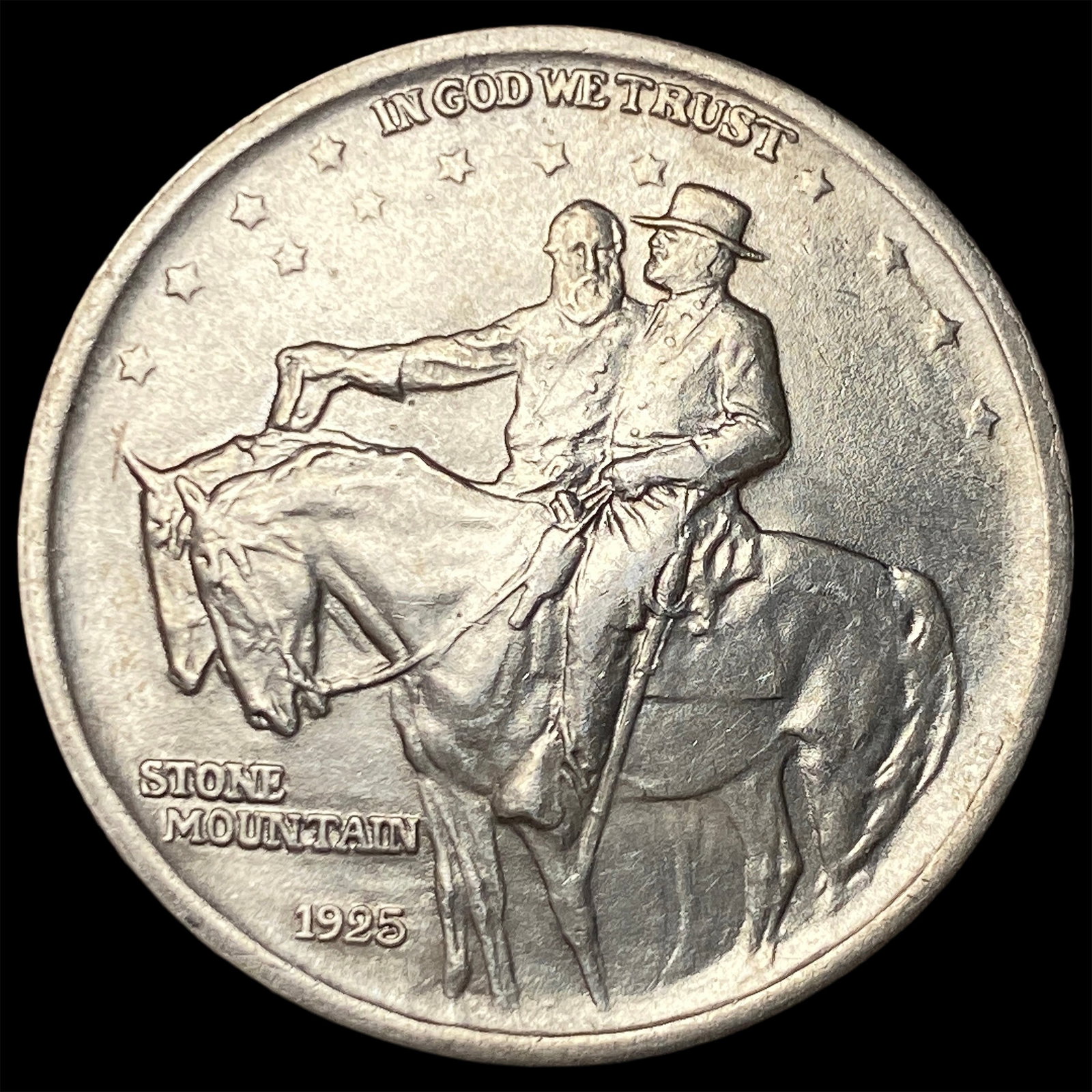 1925 Silver Half Dollar Stone Mountain CLOSELY UNCIRCULATED (1 of 2)