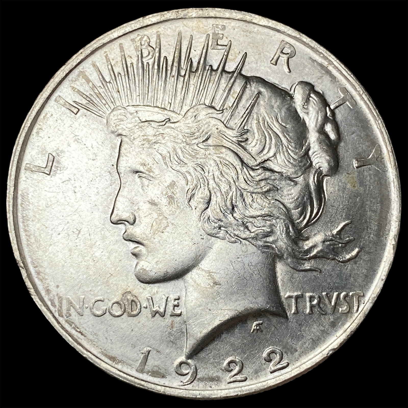 1922 Silver Peace Dollar CLOSELY UNCIRCULATED: 1922 Silver Peace Dollar CLOSELY UNCIRCULATED