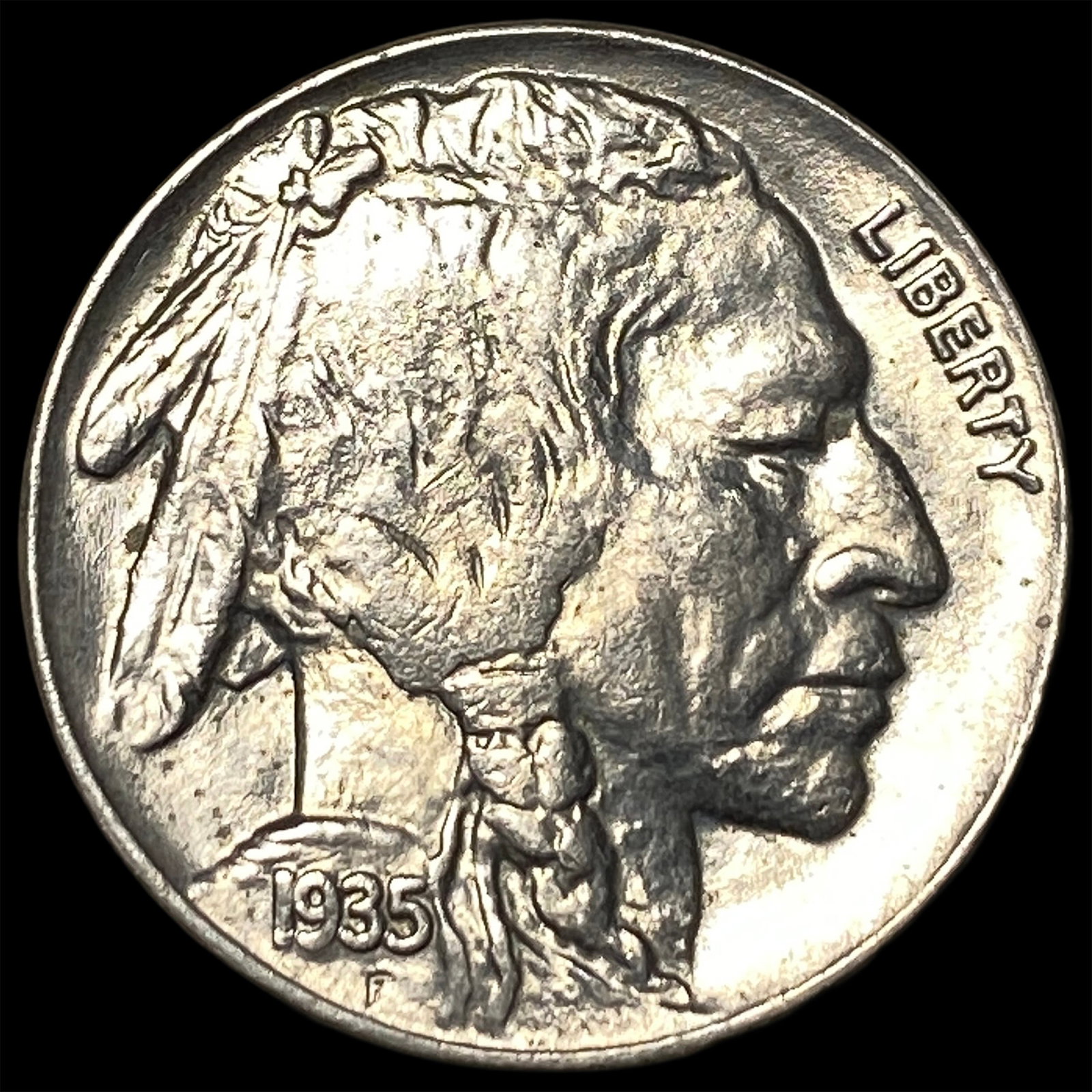 1935 Buffalo Nickel UNCIRCULATED (1 of 2)