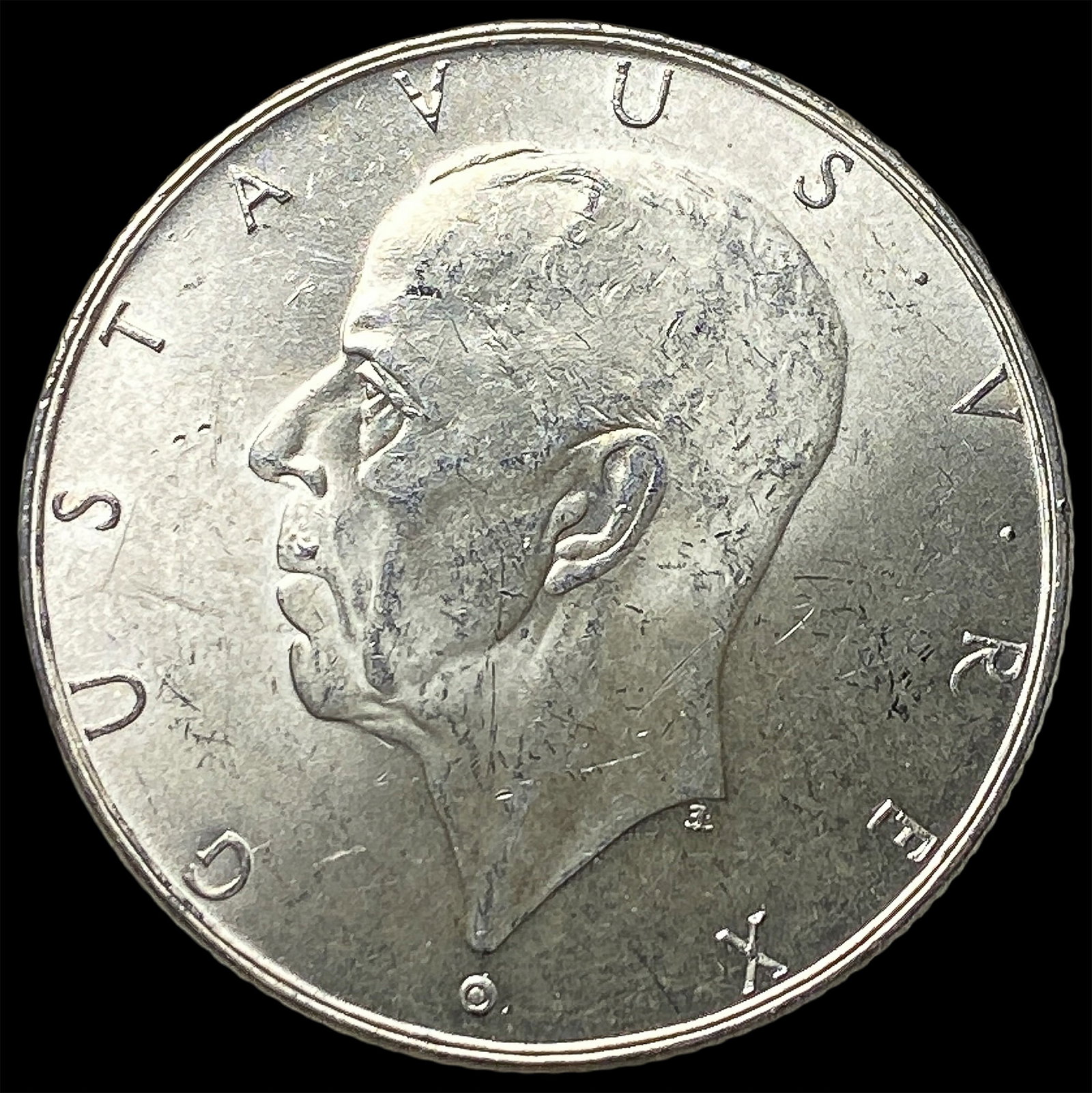 1938 Sweden Silver 2 Kroner UNCIRCULATED (1 of 2)