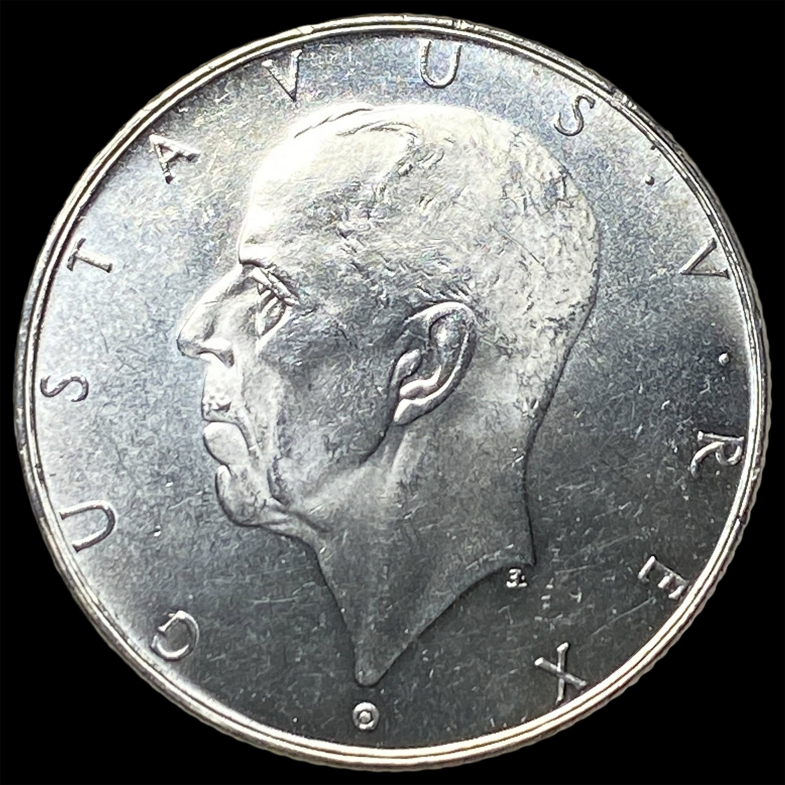 1938 Sweden Silver 2 Kroner UNCIRCULATED (1 of 2)