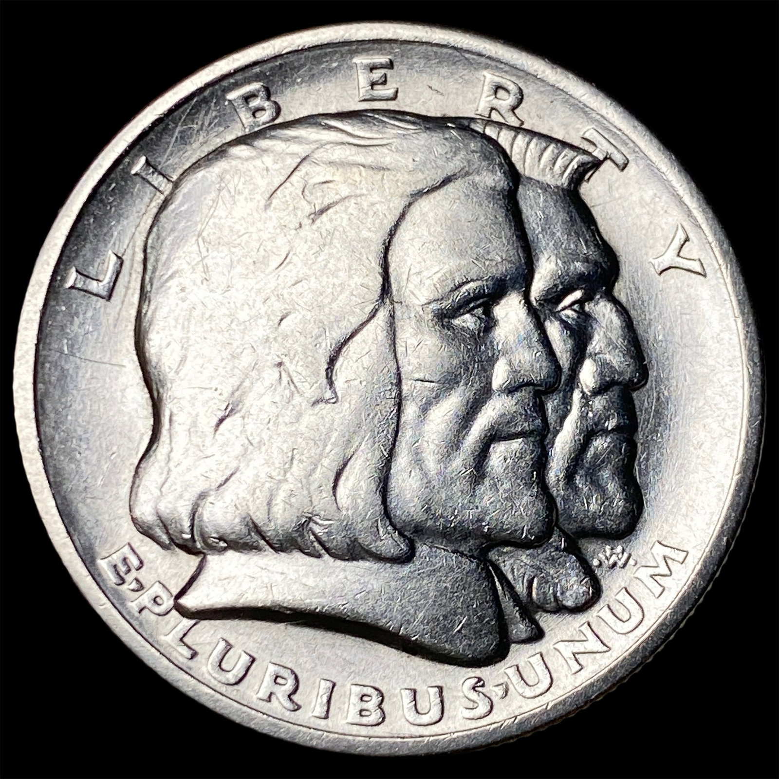 1936 Silver Half Dollar Long Island Tercentenary CLOSELY UNCIRCULATED (1 of 2)